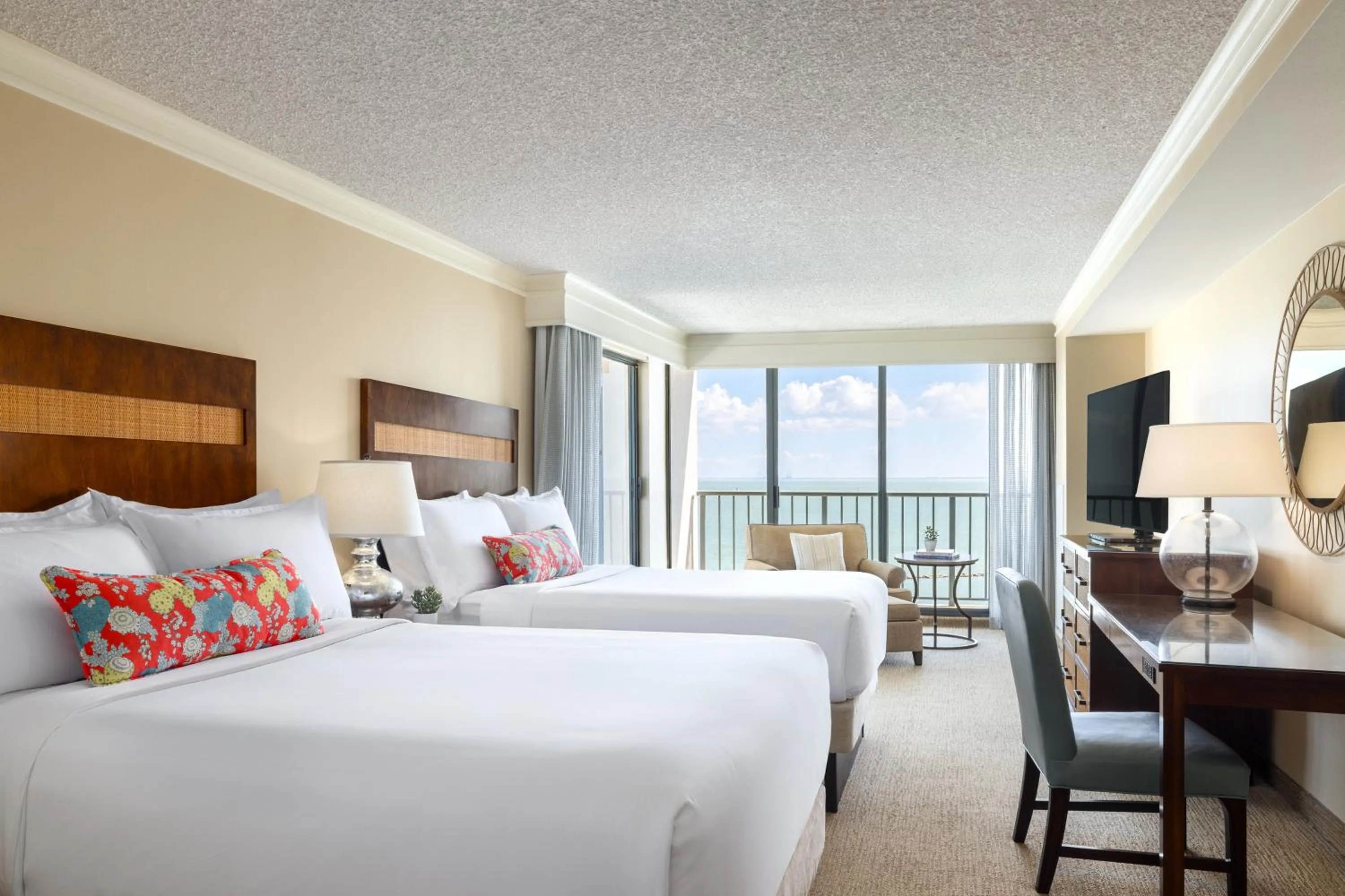 Premier Bayview Room - 2 Double Beds in Omni Corpus Christi Hotel