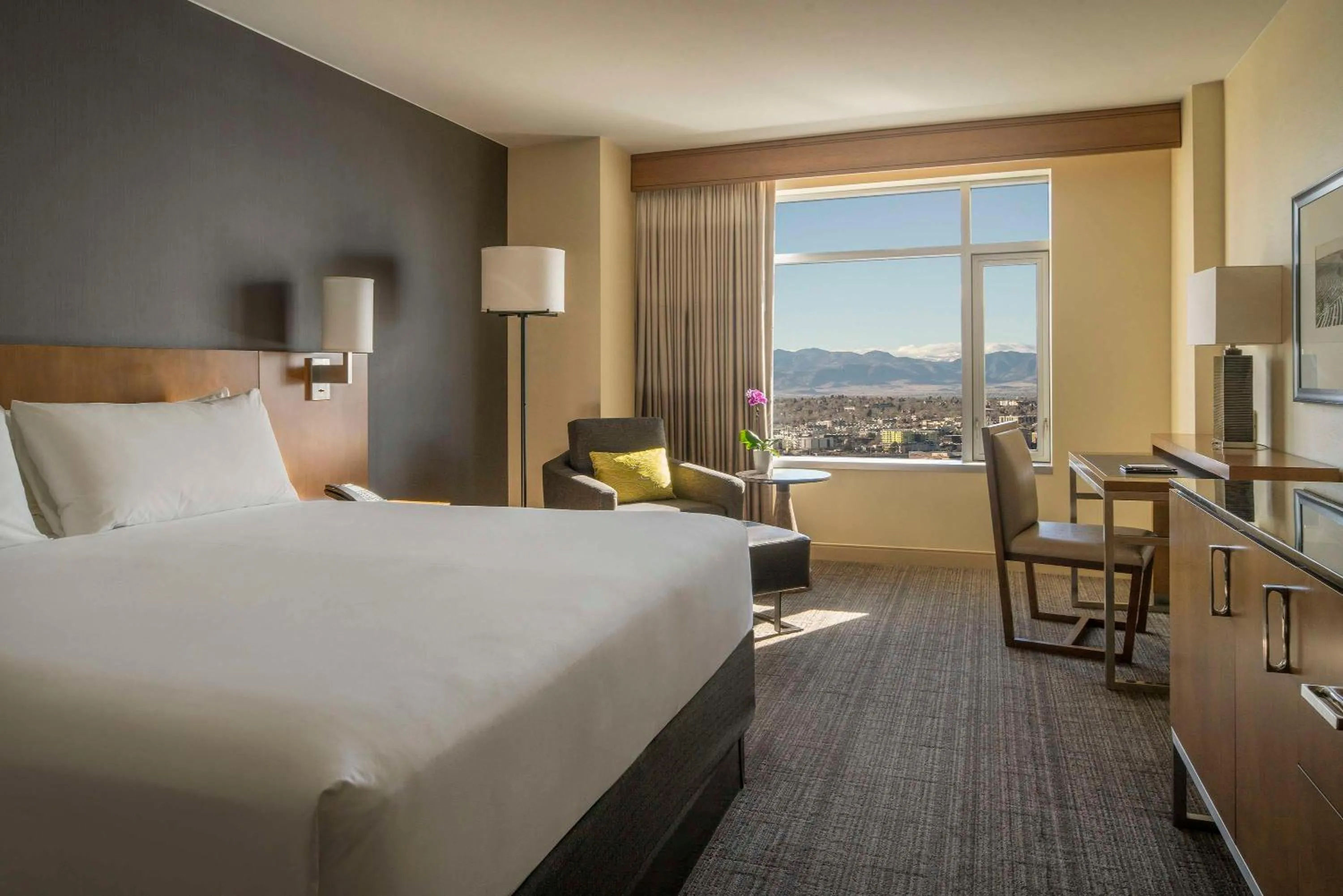King Room with Mountain View in Hyatt Regency Denver at Colorado Convention Center