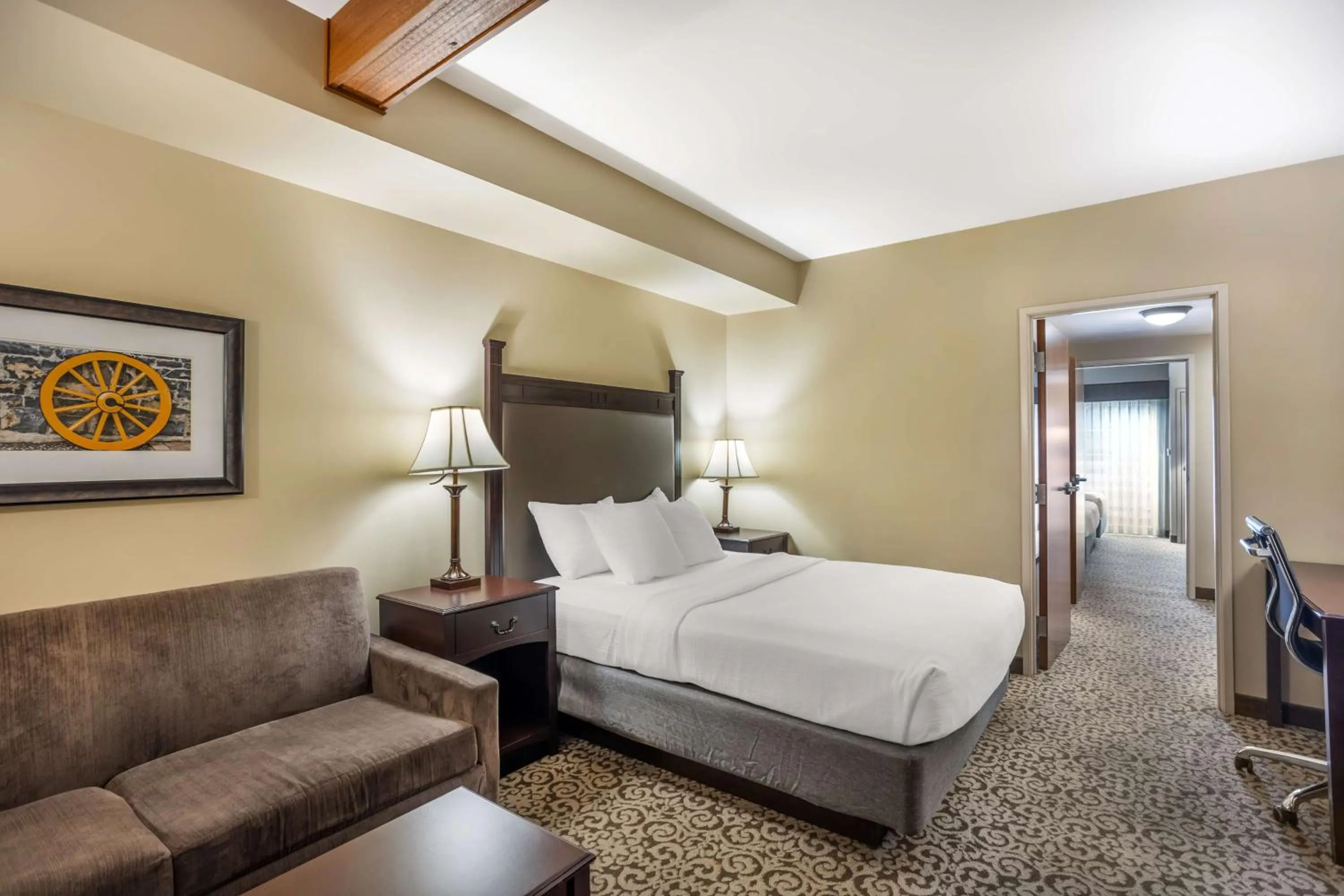 Two-Bedroom Queen Suite with Three Queen Beds and Sofa Bed - Non-Smoking in Best Western Plus Intercourse Village Inn