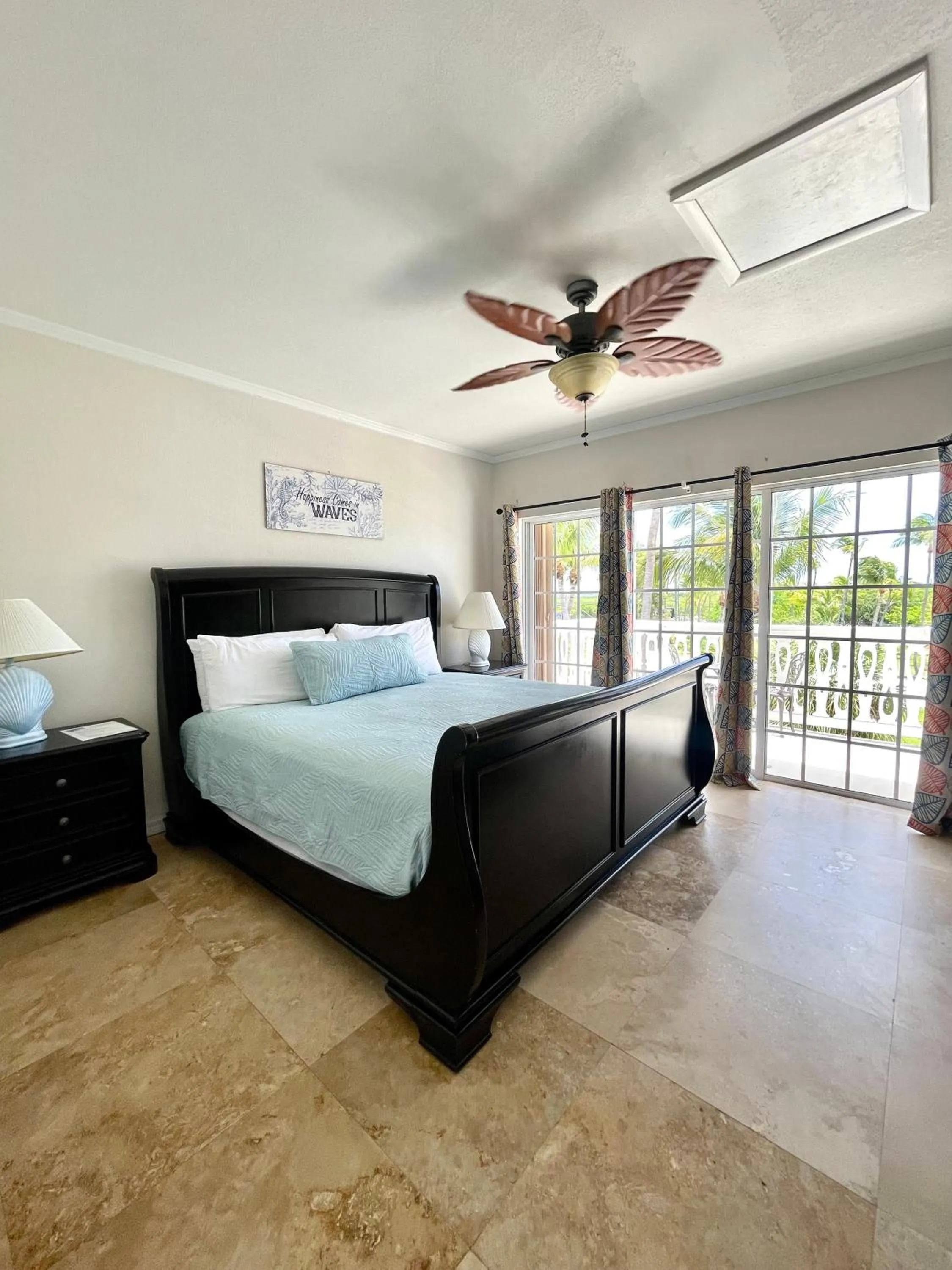 King Suite with Balcony in Coconut Cove Resort & Marina