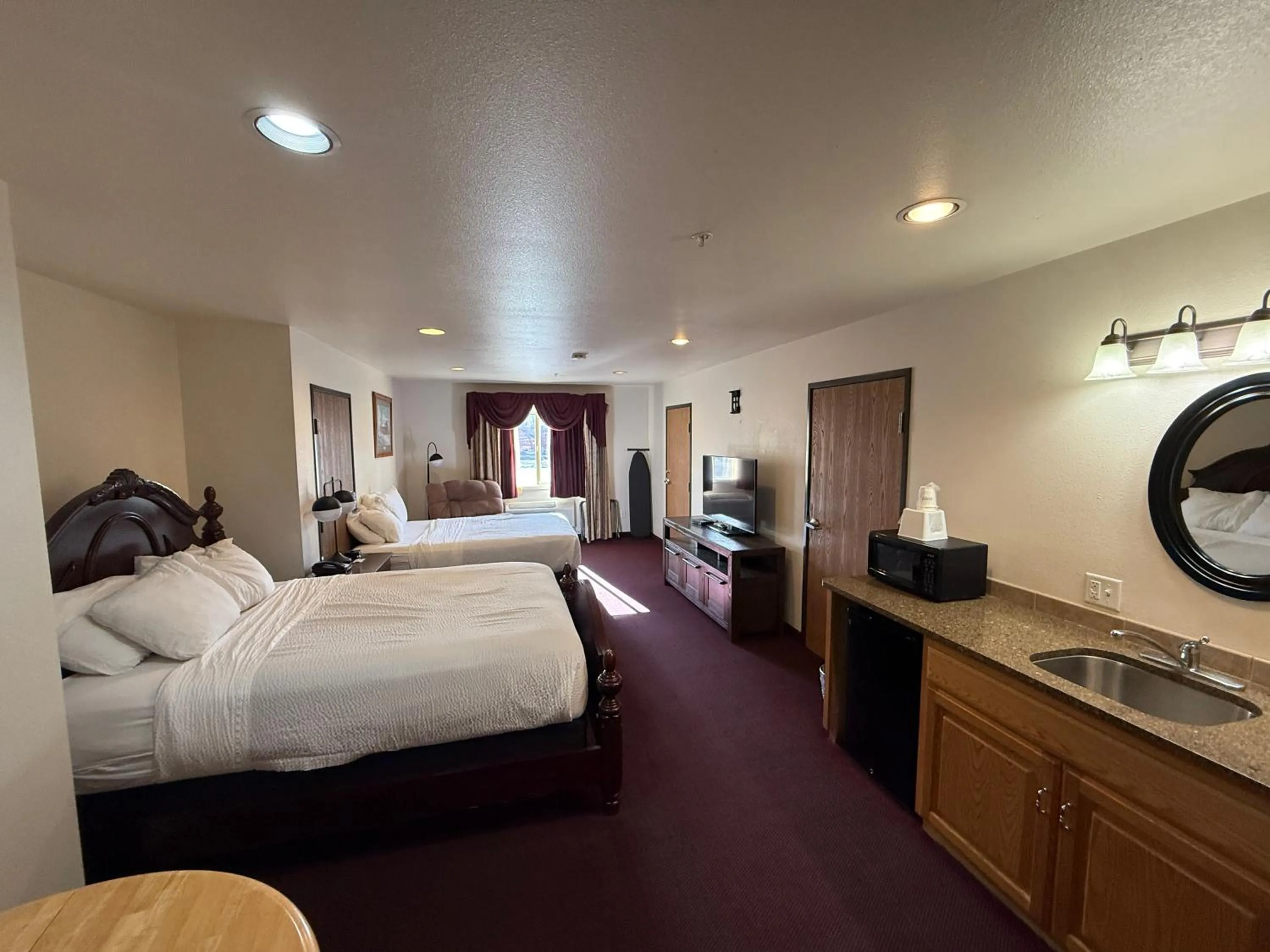 Deluxe Studio Suite with Two Queen Beds - Non-Smoking in Super 8 by Wyndham Rexburg
