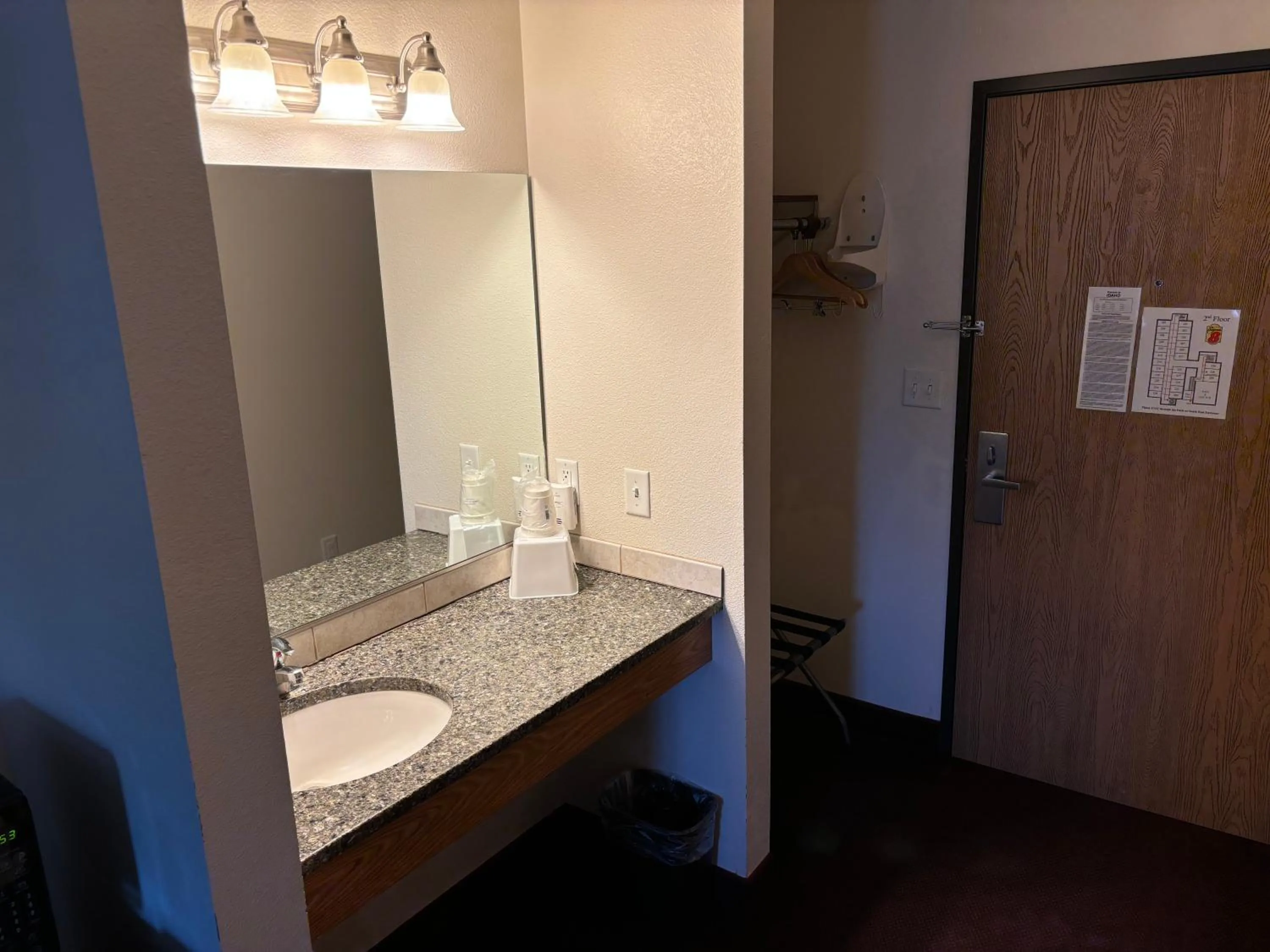 Queen Studio Suite - Non-Smoking in Super 8 by Wyndham Rexburg