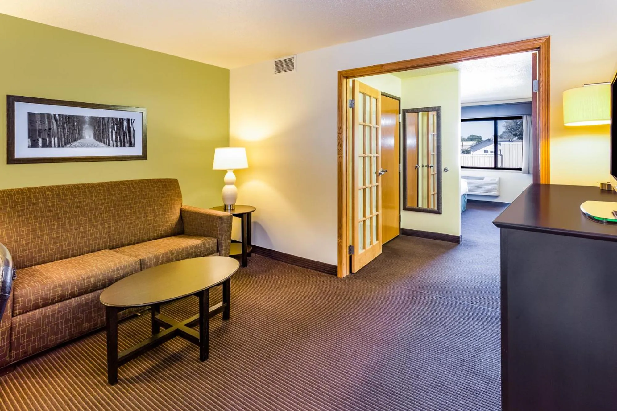 Deluxe King Suite - Non-Smoking in AmericInn by Wyndham Hampton