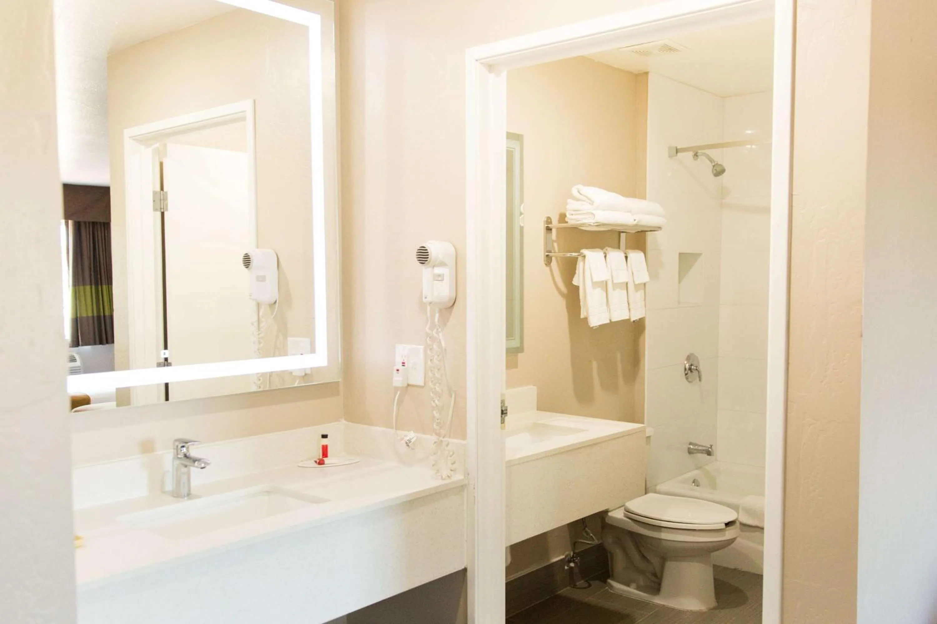 Queen Room with Two Queen Beds - Non-Smoking in Super 8 by Wyndham Wickenburg AZ