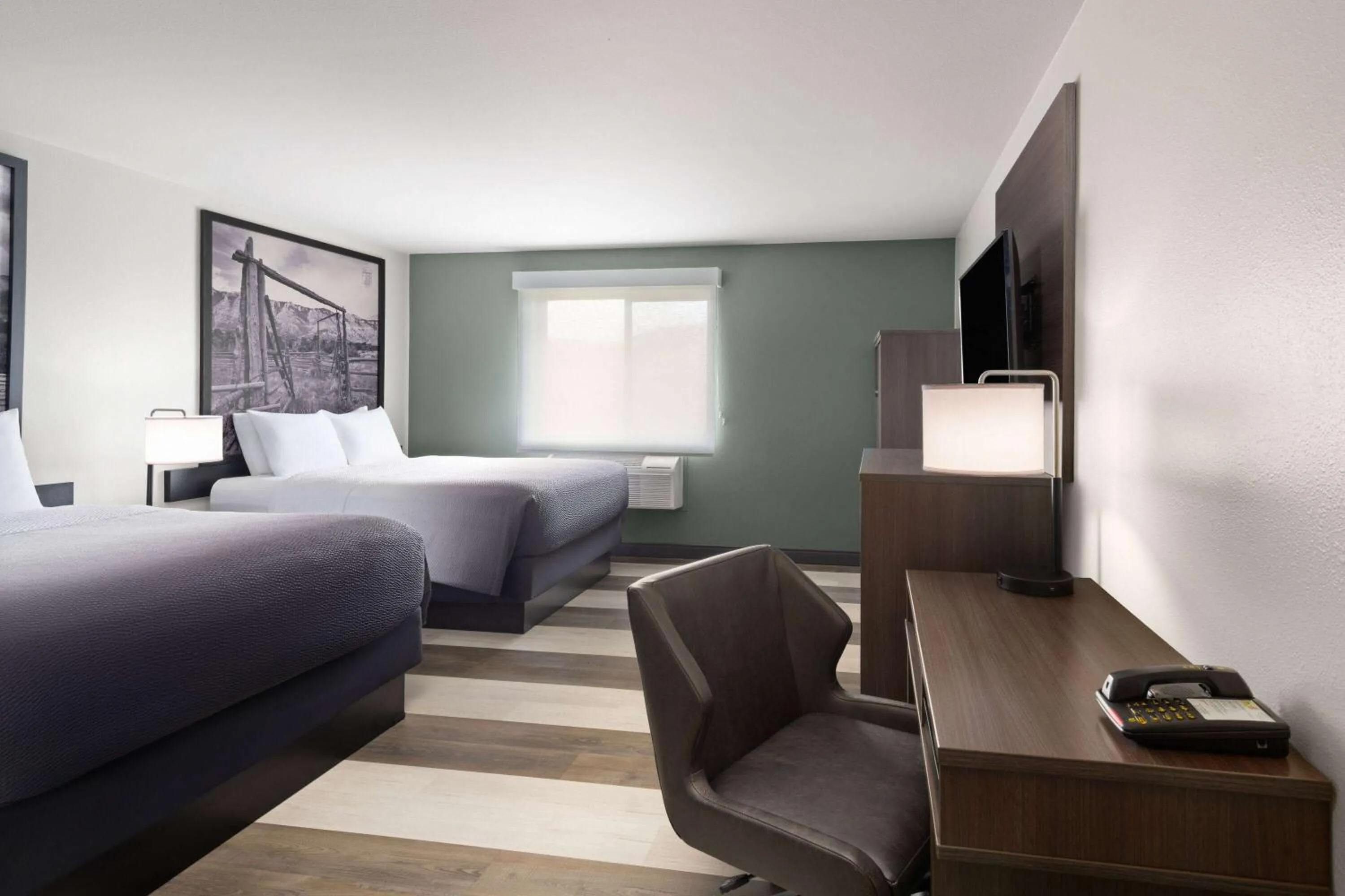 Deluxe Business Queen Room with Two Queen Beds - Non-Smoking in Super 8 by Wyndham Big Timber