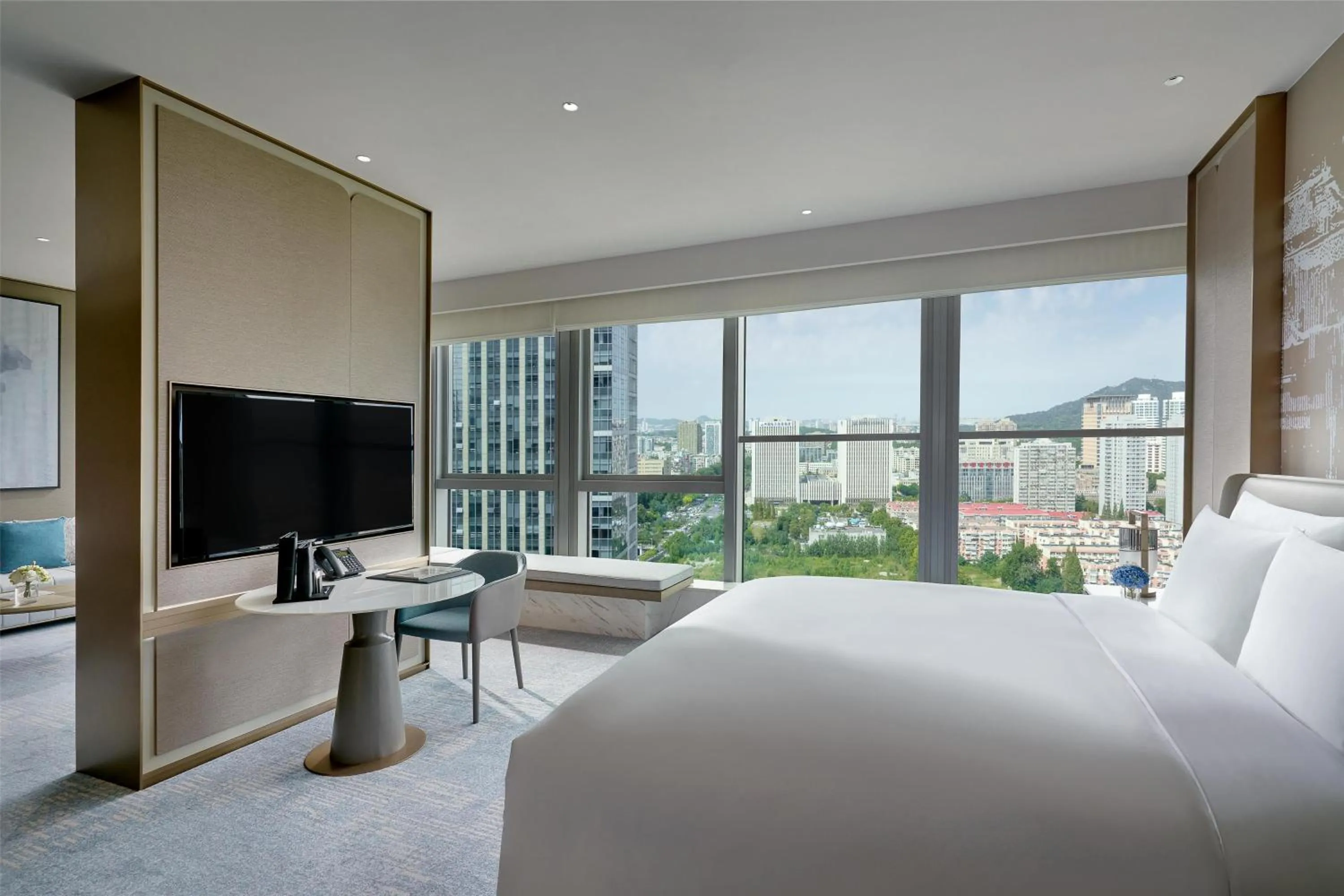 Superior Junior Suite - single occupancy in Kempinski Hotel Nanjing