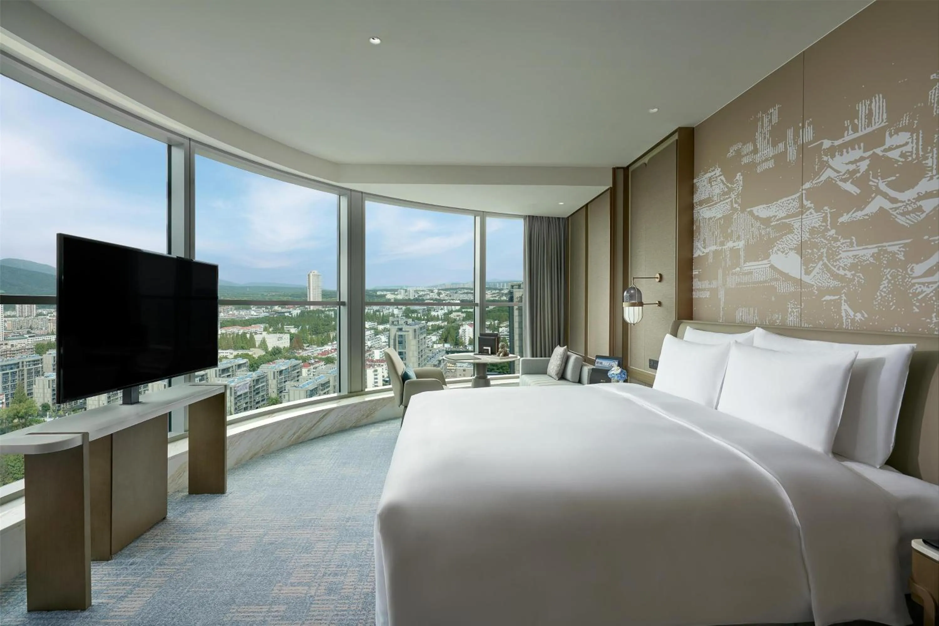 Deluxe Corner Room King - single occupancy in Kempinski Hotel Nanjing