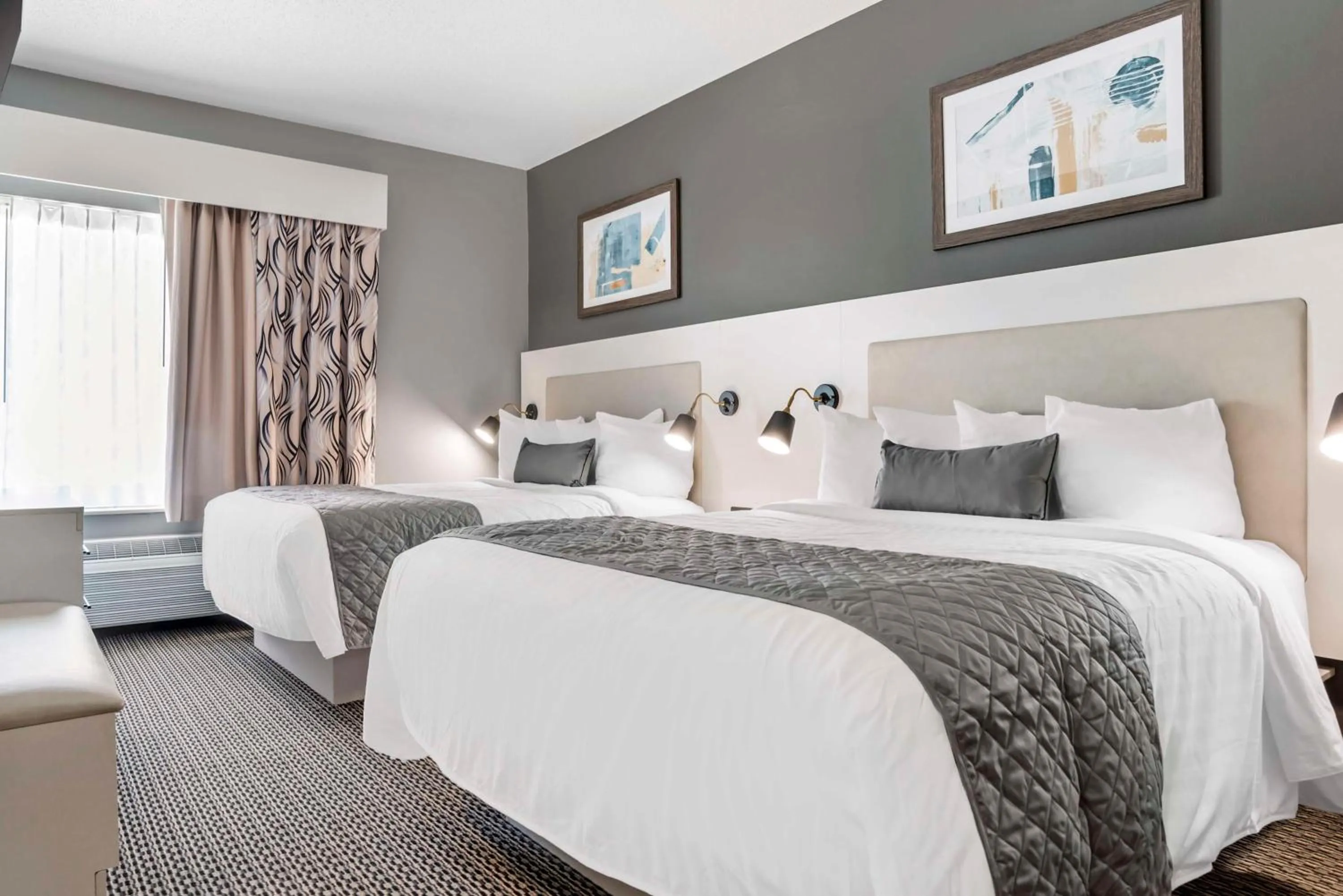 Queen Suite with Two Queen Beds - Non-Smoking in Best Western Plus Two Rivers Hotel & Suites