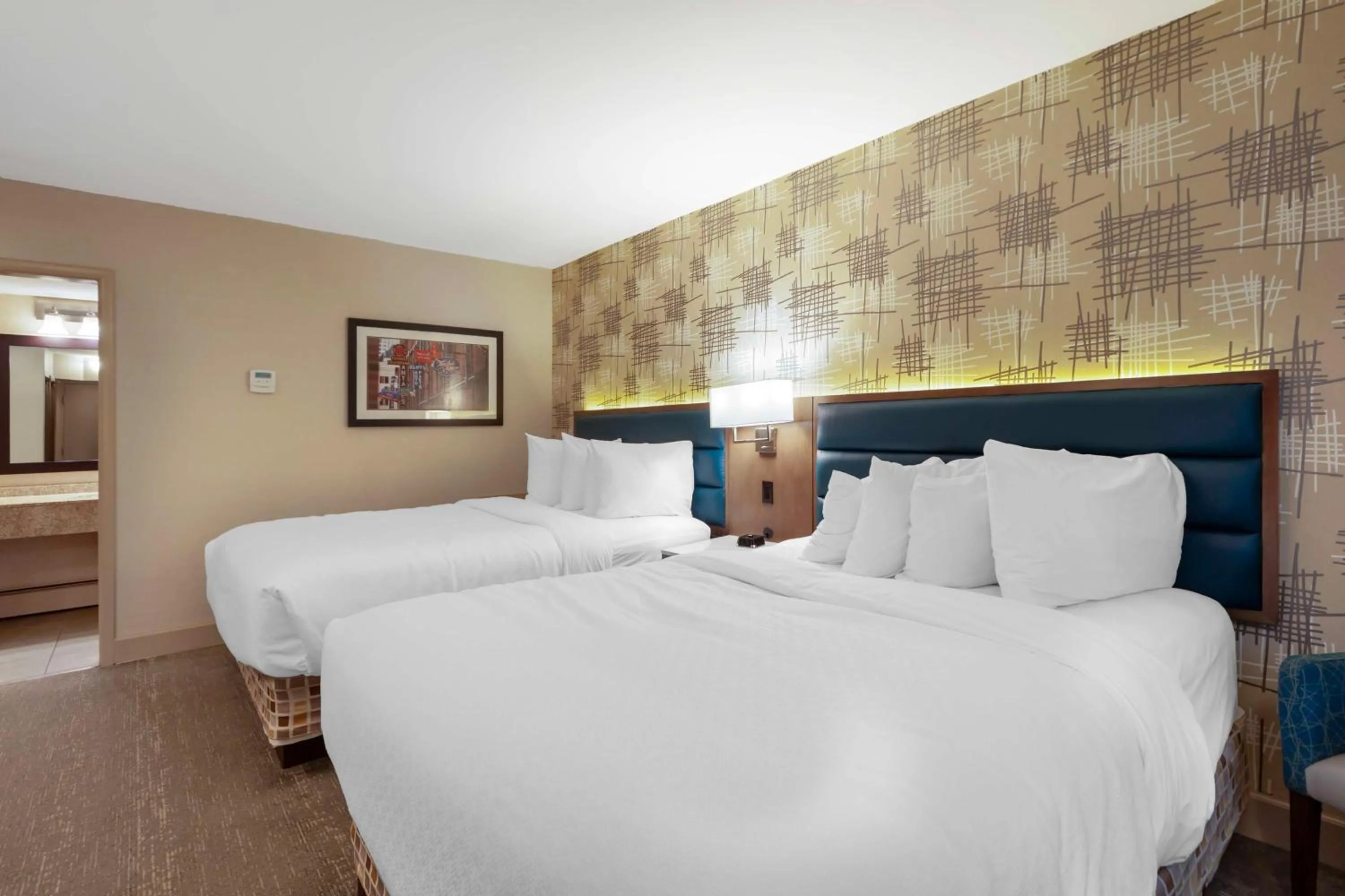 Deluxe Queen Room with Two Queen Beds in Best Western PLUS City Centre Inn