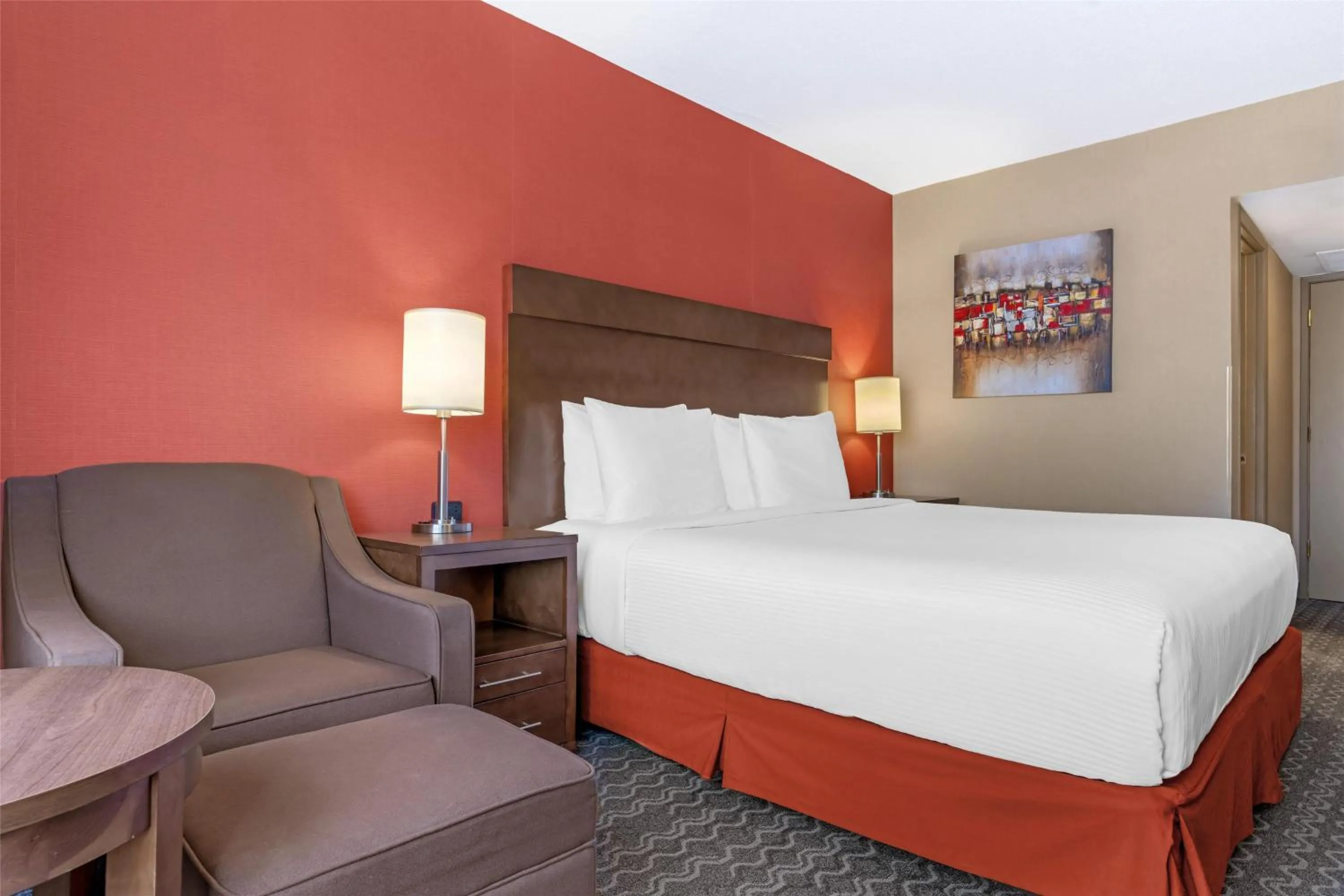 King Suite in Best Western Terrace Inn