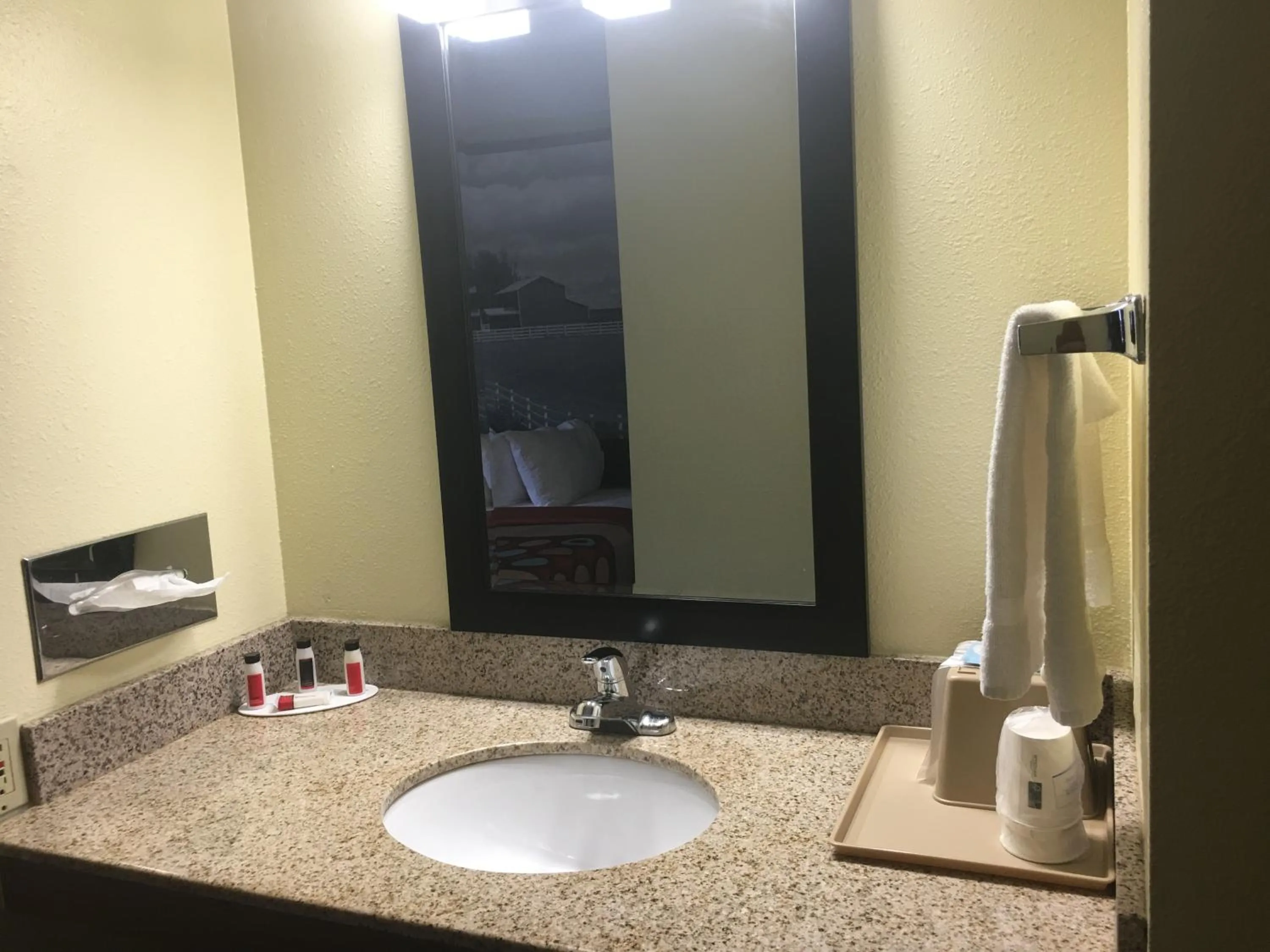 King Room - Disability Access/Non-Smoking in Super 8 by Wyndham Newton