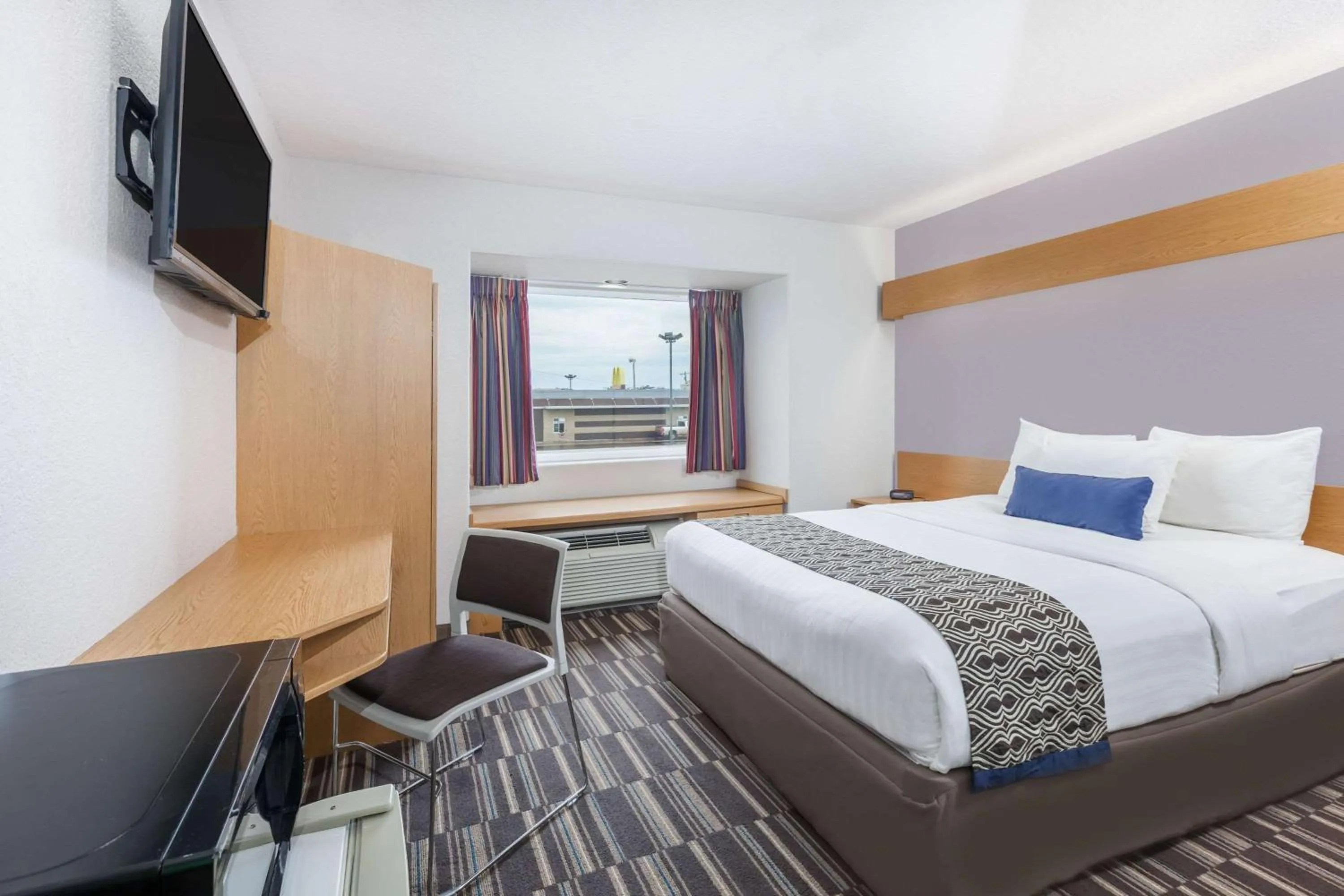 Queen Room with Two Queen Beds - Non-Smoking in Microtel Inn & Suites by Wyndham Ardmore