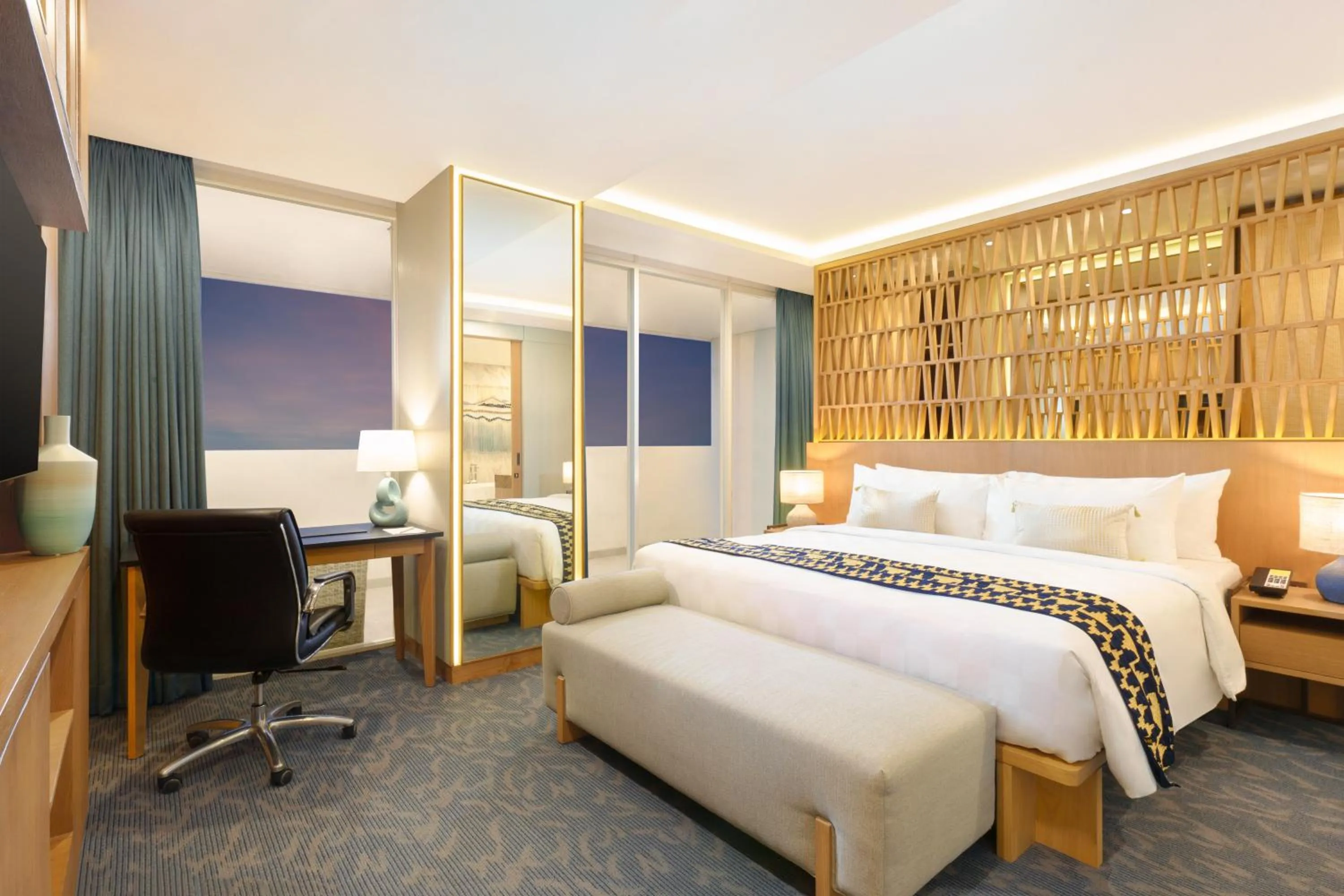 2 Bedroom Presidential Suite- 1 King Bed 1 Queen Bed- Balcony- Sea and City View in Golden Tulip Springhill Lampung