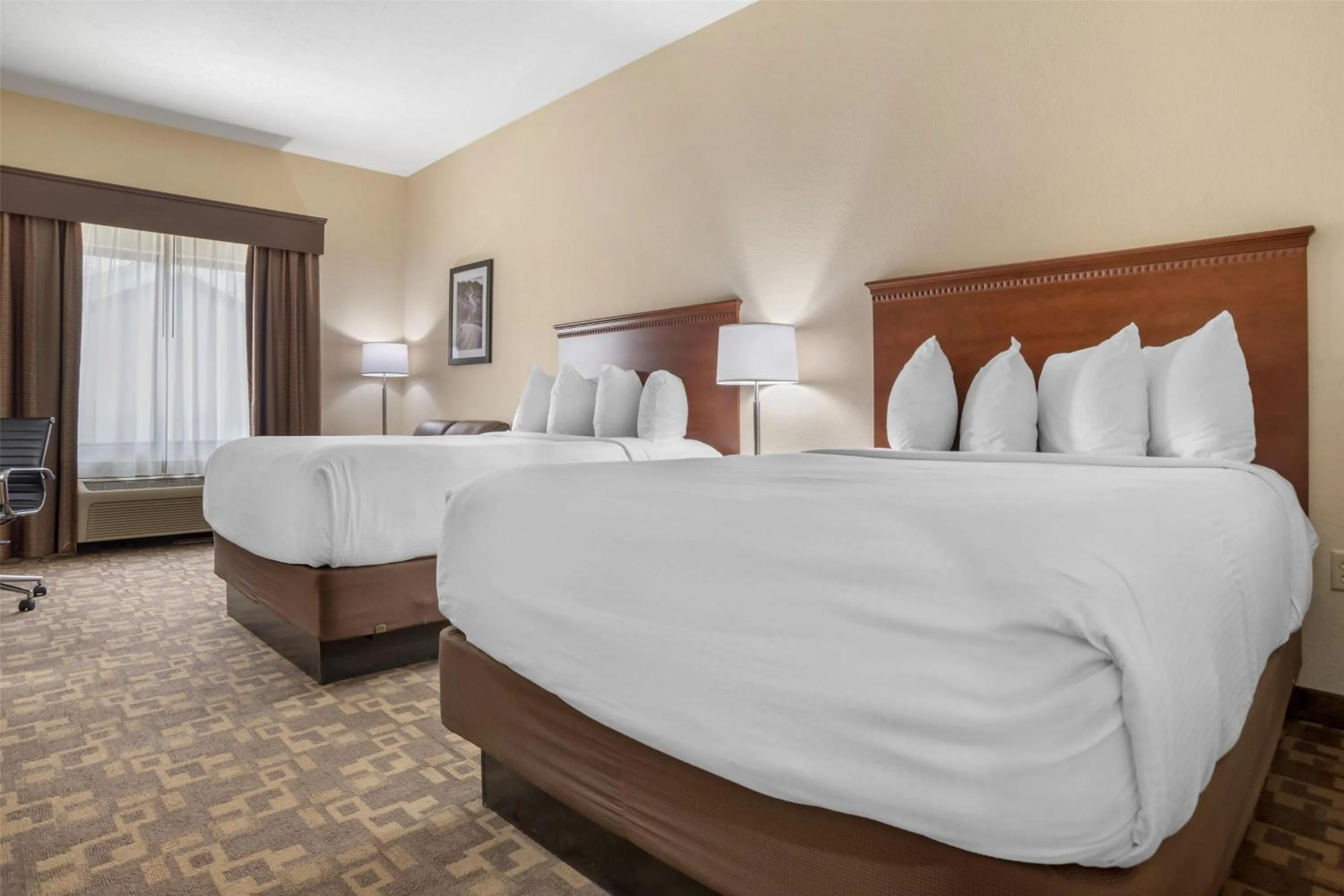 Queen Room with Two Queen Beds and Sofa Bed in Best Western Opp Inn