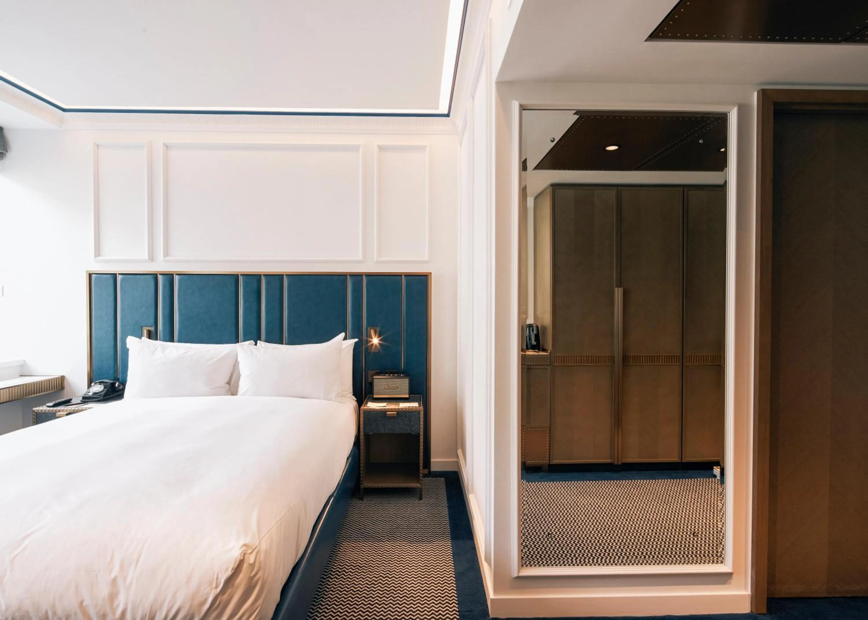 Superior Double Street View Room in Page8, Page Hotels