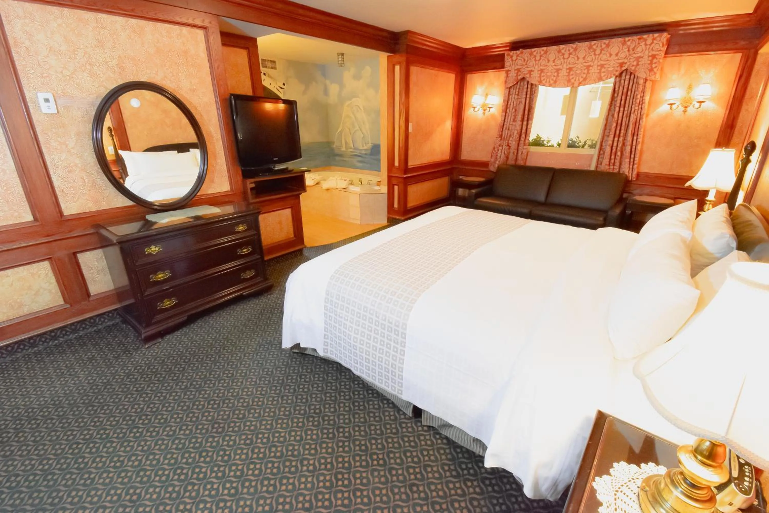 Deluxe Family Suite in Canad Inns Destination Centre Fort Garry