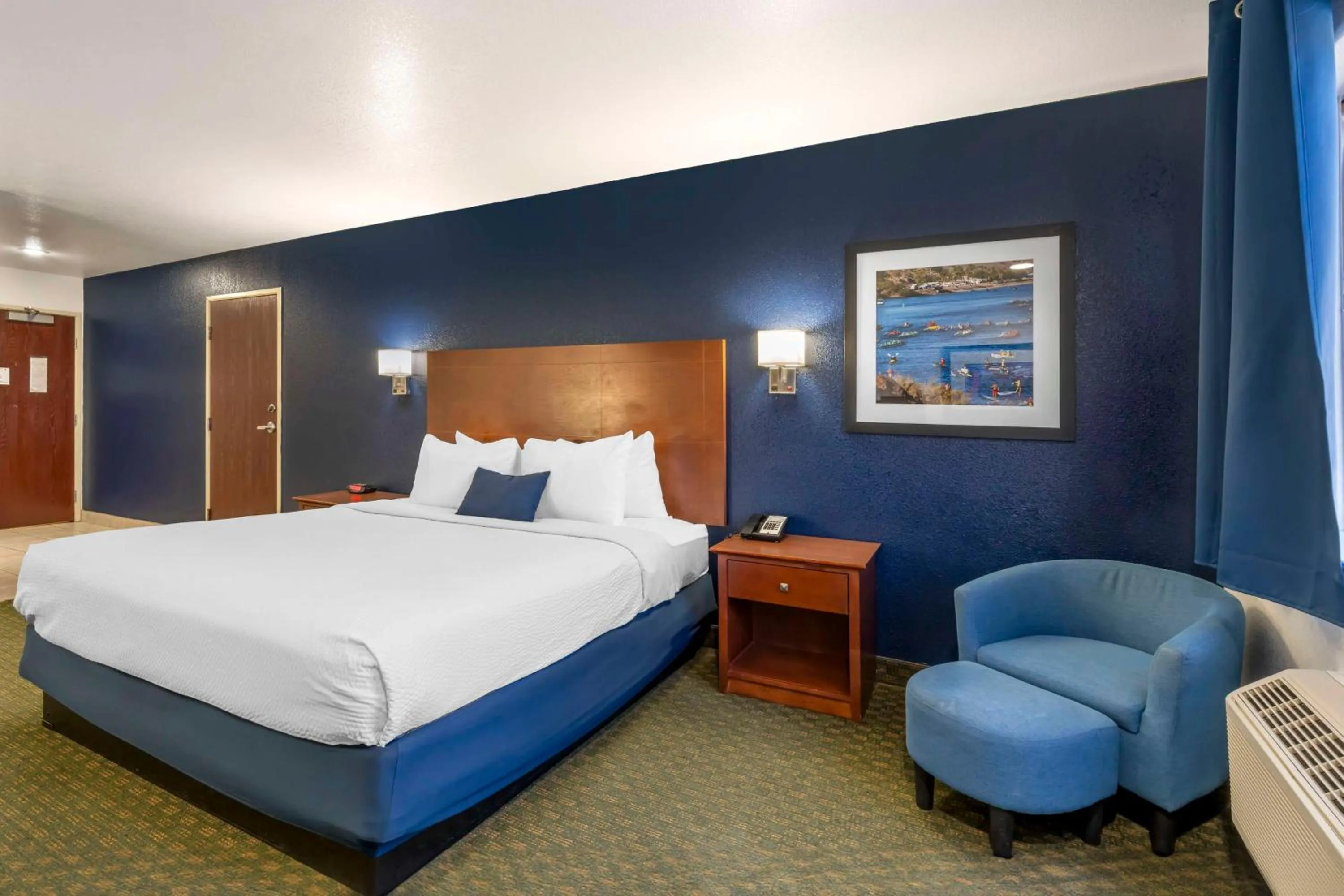 King Room - Disability Access in Best Western Parker Inn