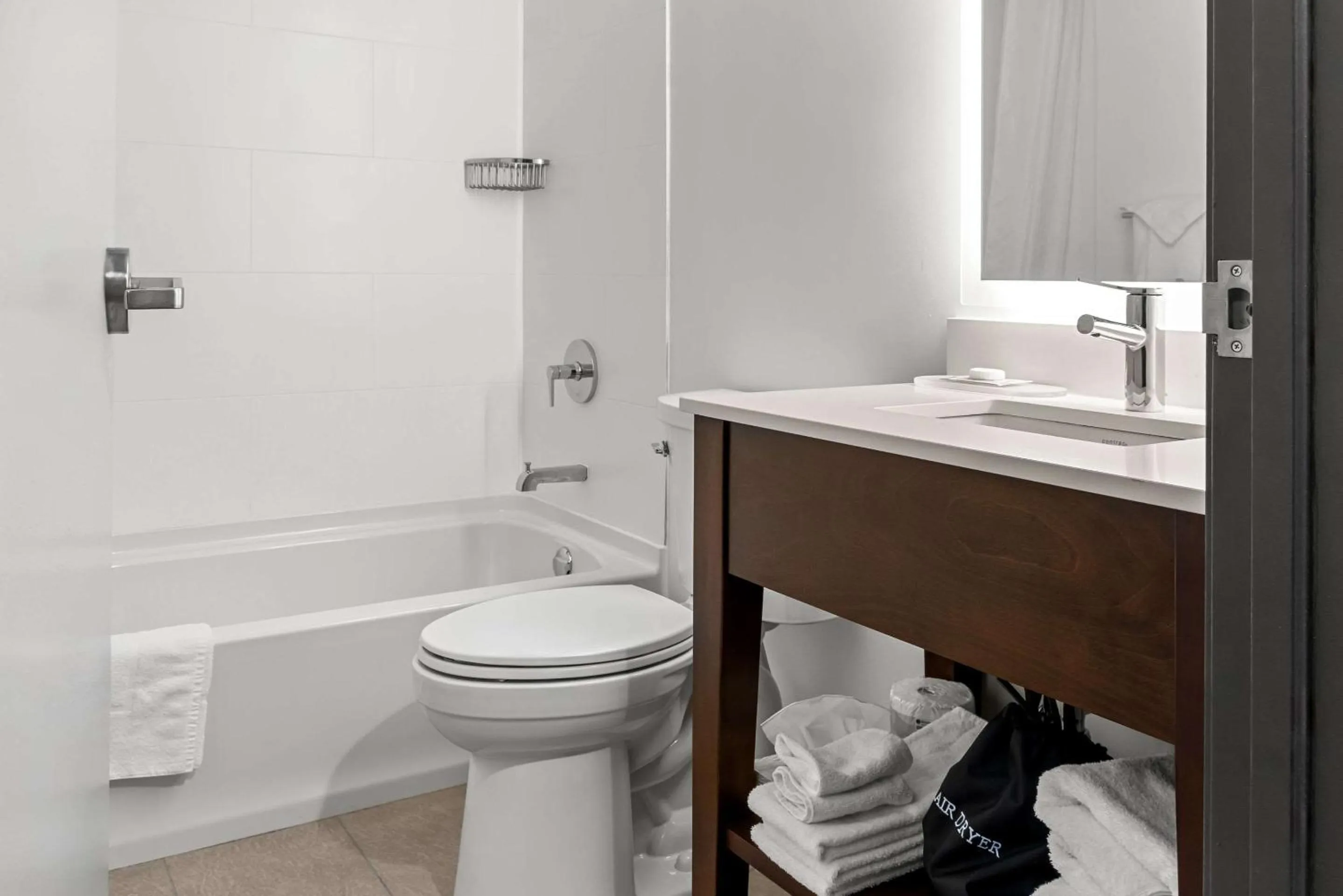 One-Bedroom King Suite - Non-Smoking in Country Inn & Suites by Radisson, Winnipeg, MB