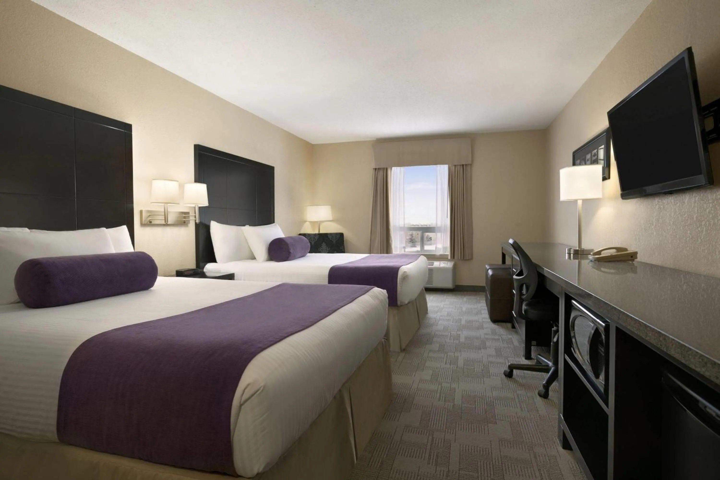 Queen Room with Two Queen Beds - Non-Smoking in Days Inn by Wyndham Regina
