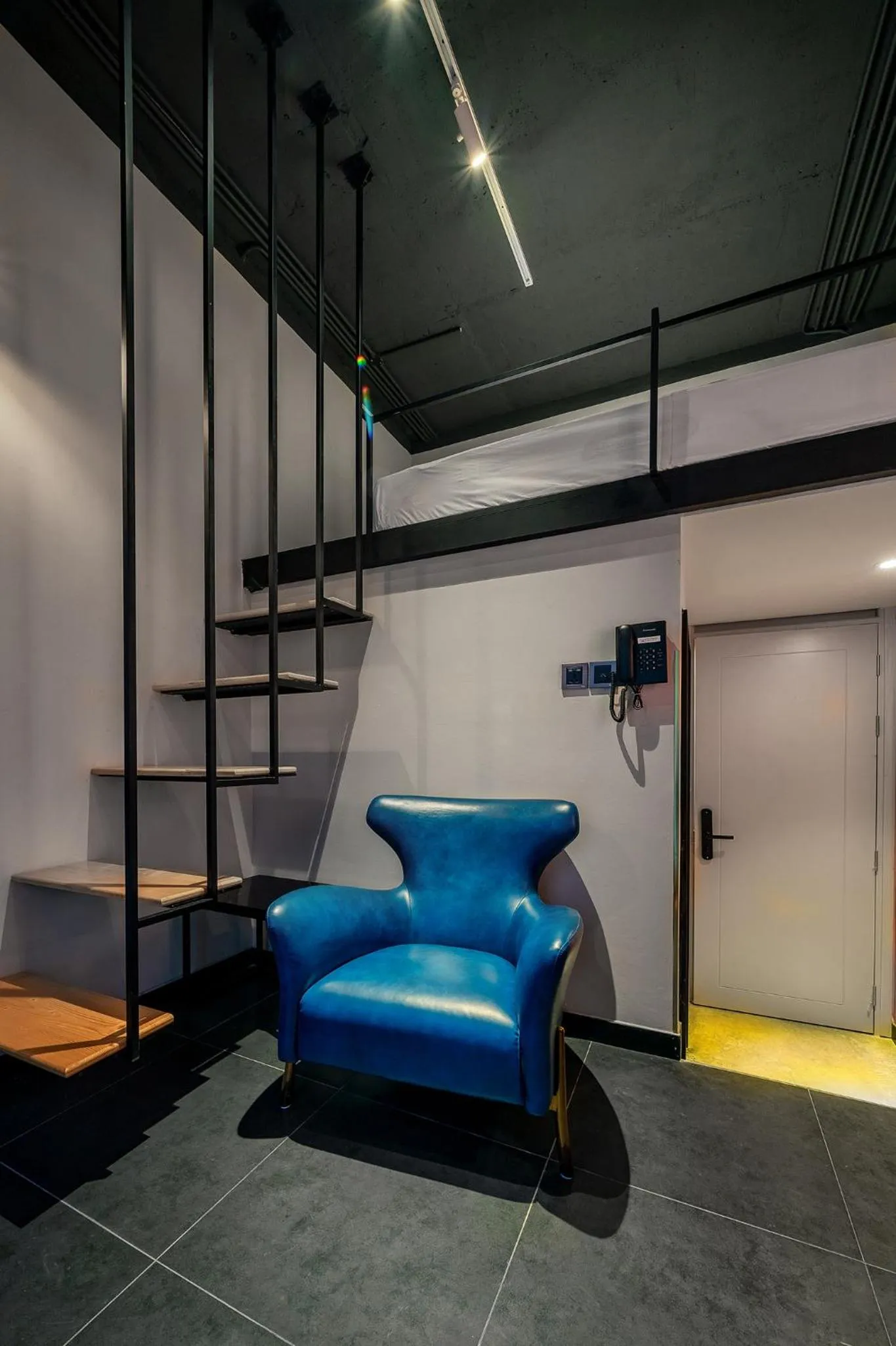 Standard Double Room in HOTEL le JARDIN SECRET saigon