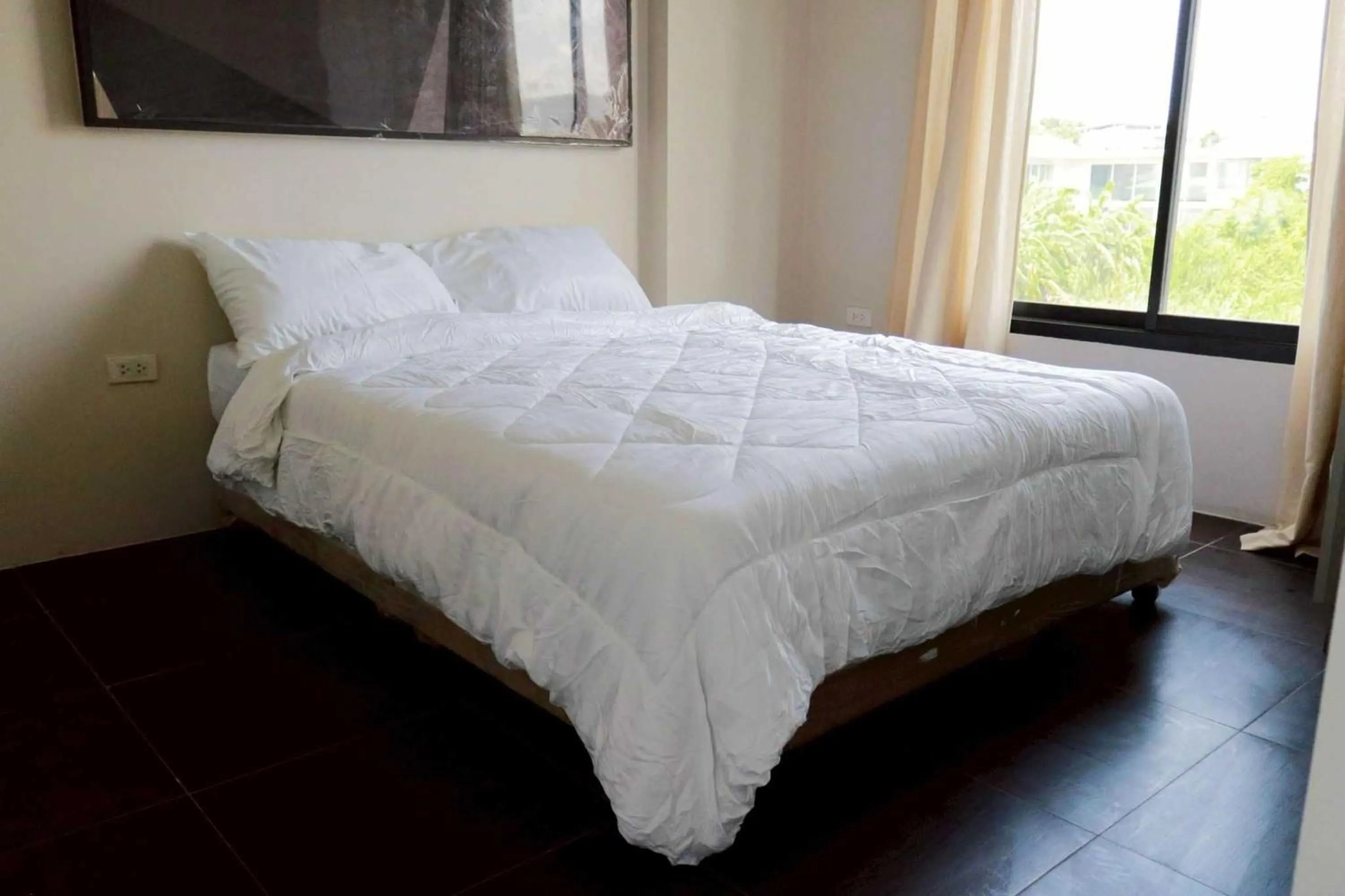 Deluxe Double Room in RQ Bangkok Sukhumvit 107 by Collection O
