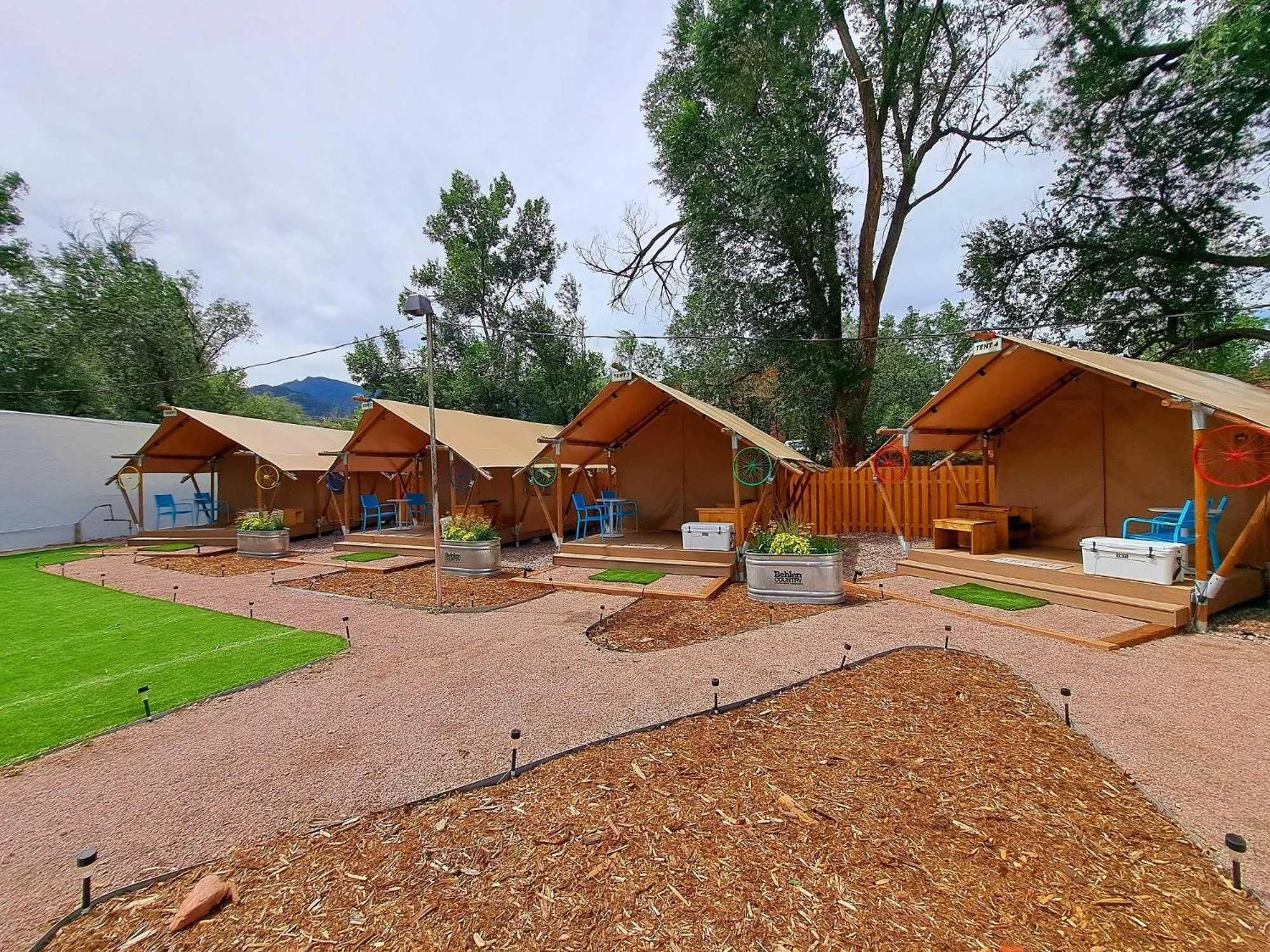Tent in Buffalo Lodge Bicycle Resort - Amazing access to local trails & the Garden
