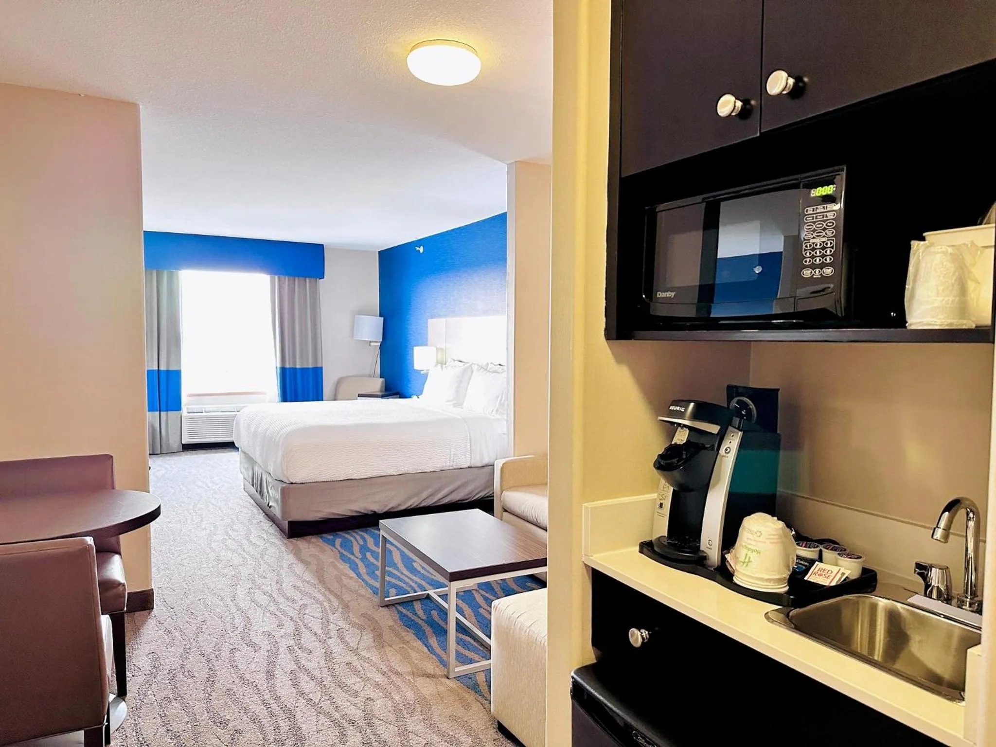 Premium King Room in Holiday Inn Hotel & Suites Regina by IHG