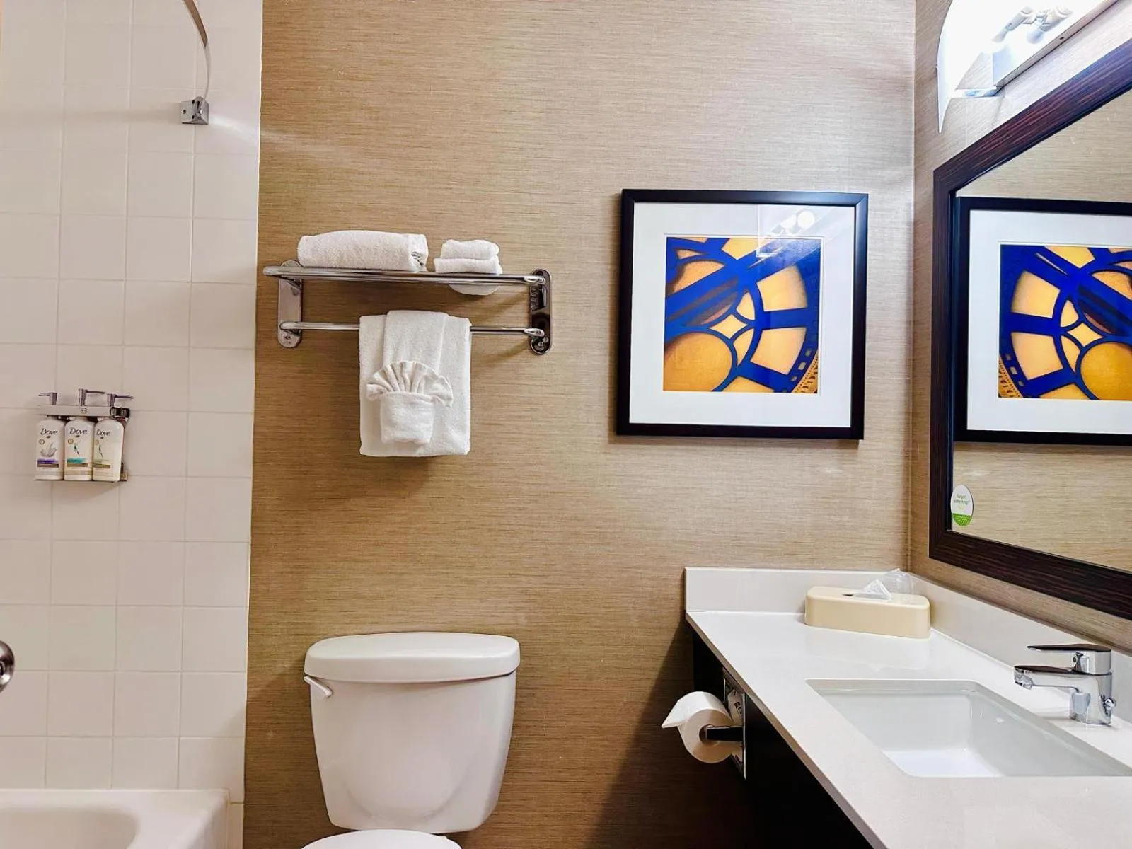 Standard Room in Holiday Inn Hotel & Suites Regina by IHG