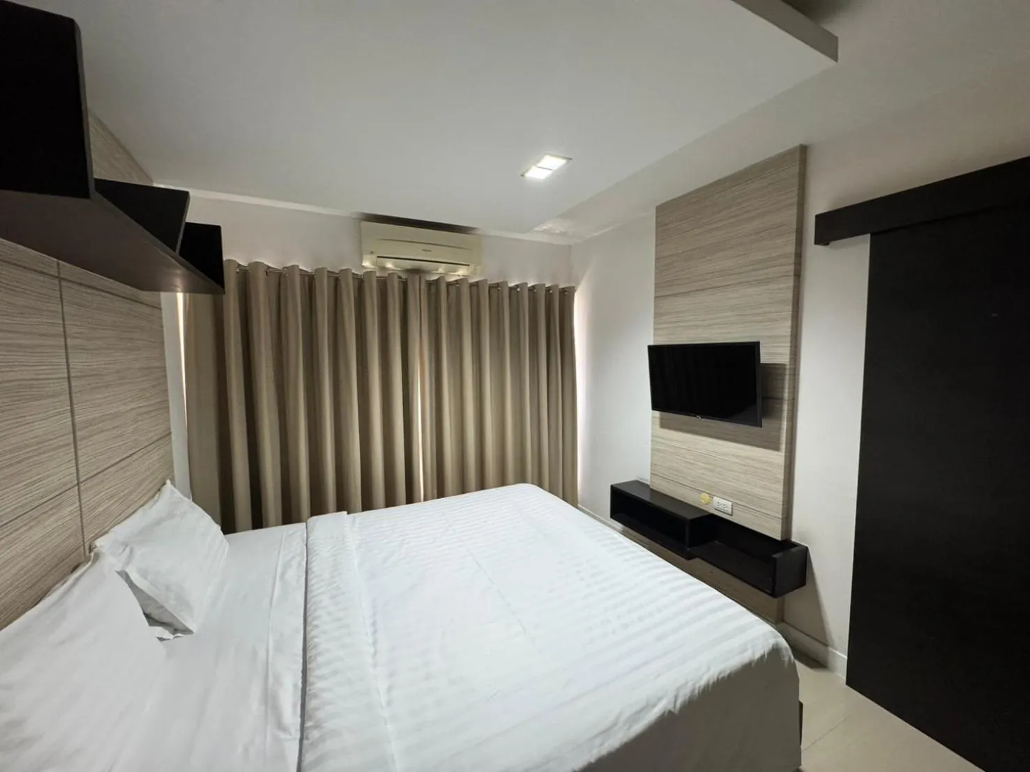 Suite in Palette Bella B All Suites Bangkok Hotel