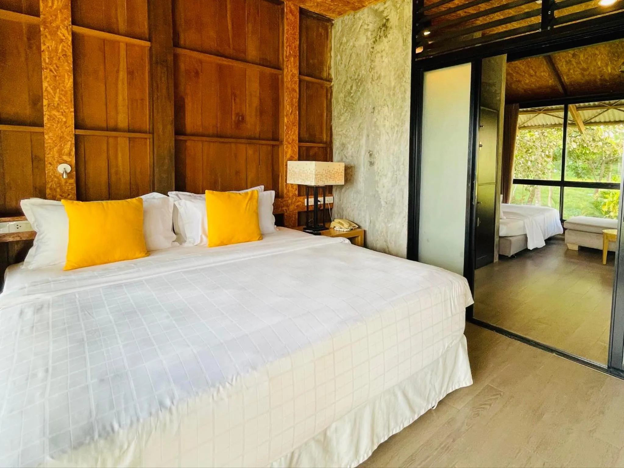 Family Rooms in Tinidee Hideaway Tonsai Beach Krabi