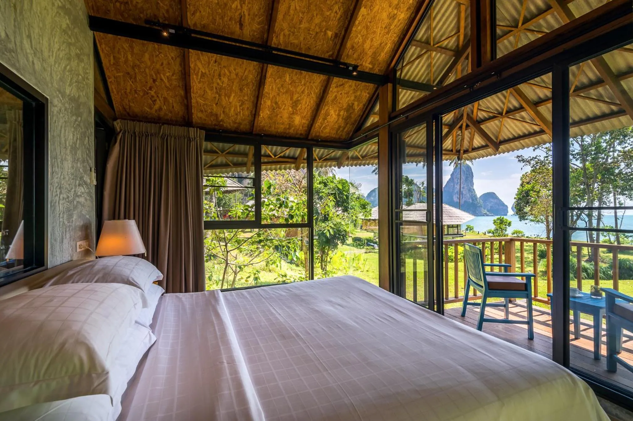 Sea View Villas King in Tinidee Hideaway Tonsai Beach Krabi