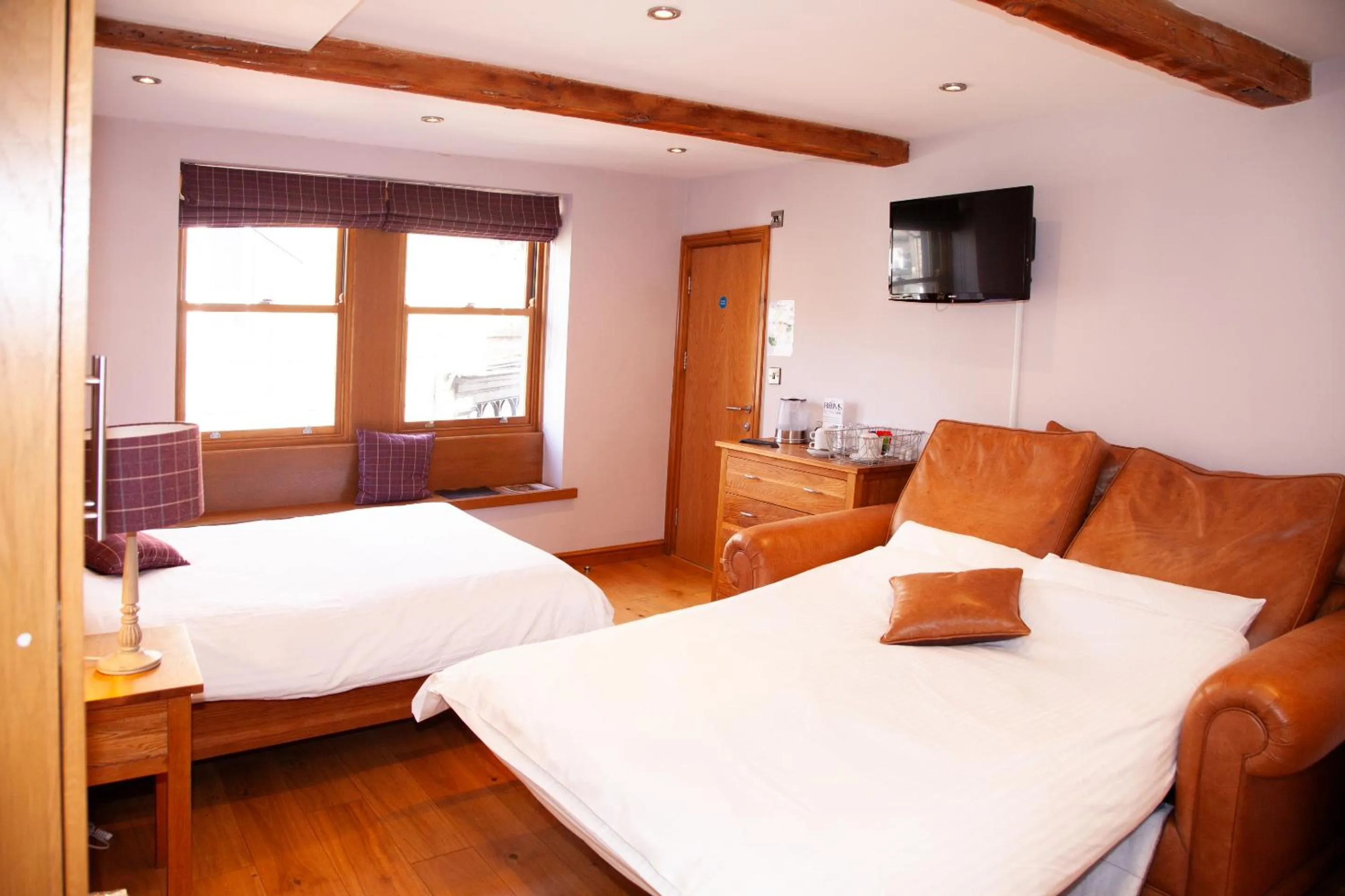 Superior Quadruple Room in Rooms at The Nook