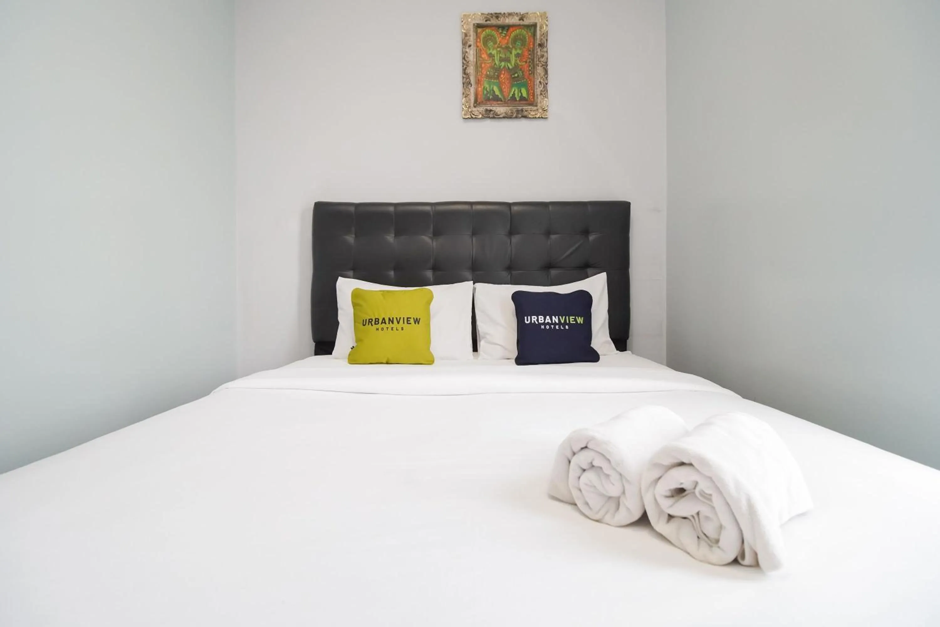 Superior Double Room in Urbanview Hotel Arafuru Residence Duren Sawit