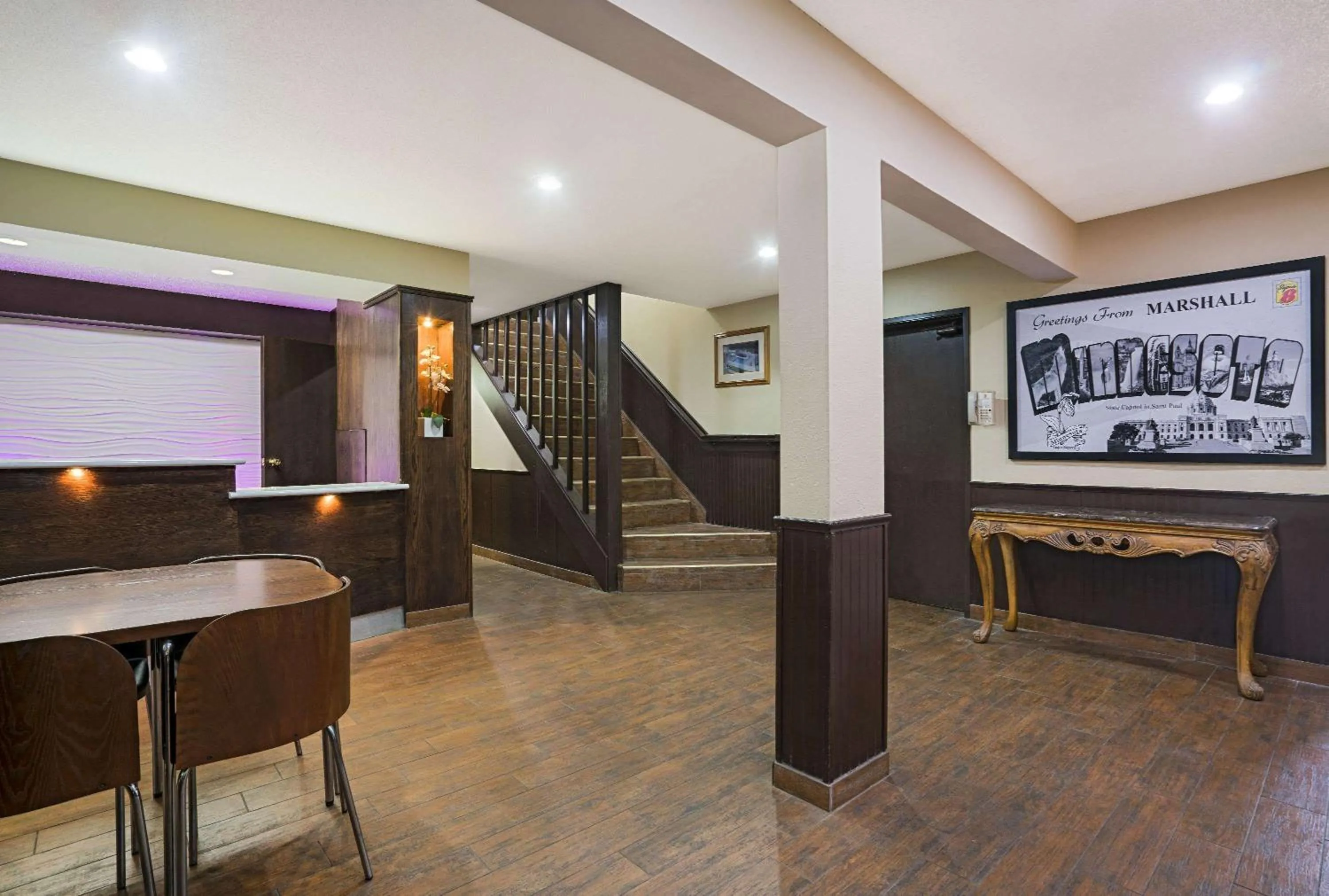 Queen Room with Two Queen Beds - Non-Smoking in Super 8 by Wyndham Marshall MN