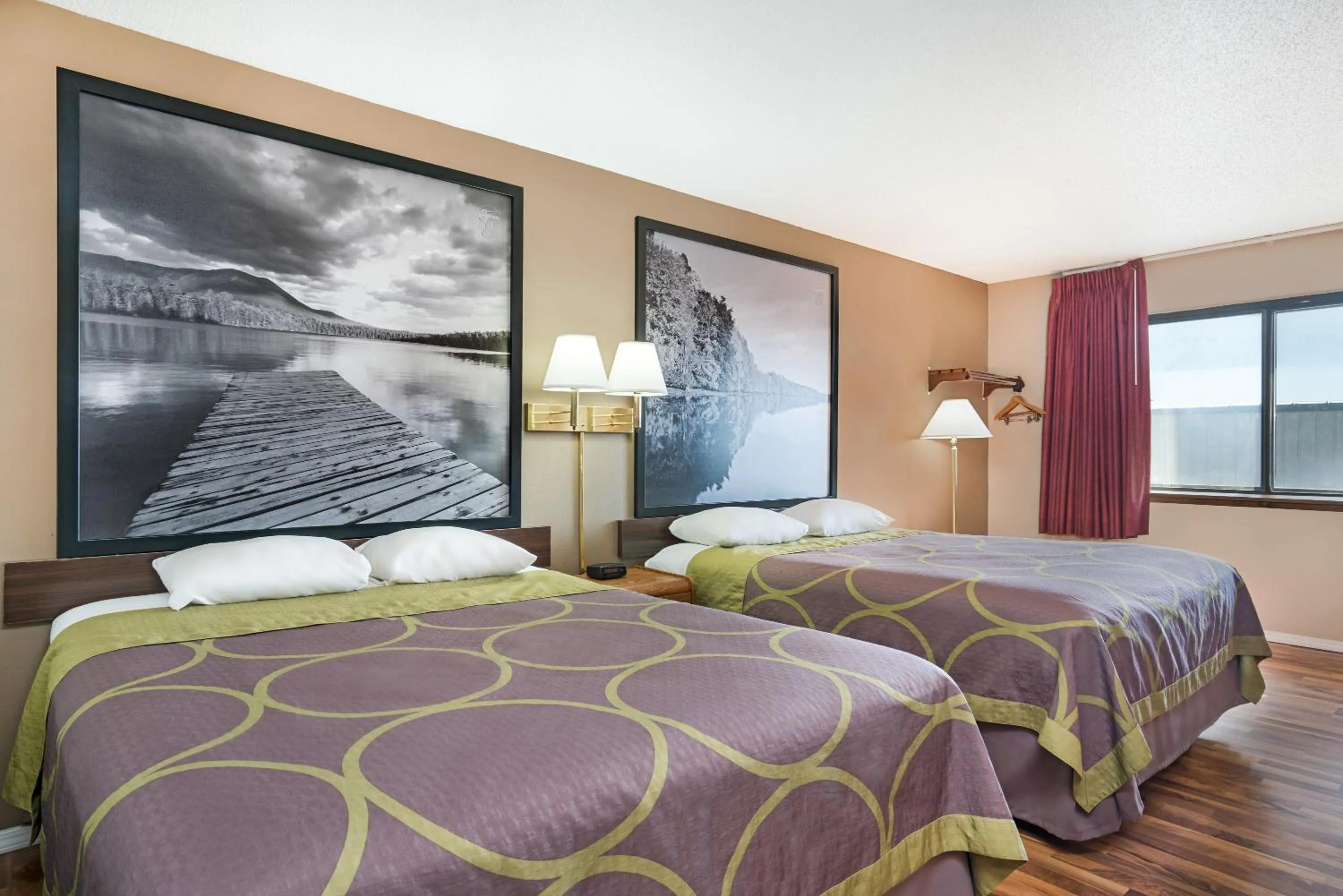 Double Room with Two Double Beds - Mobility Access/Non-Smoking in Super 8 by Wyndham Marshall MN