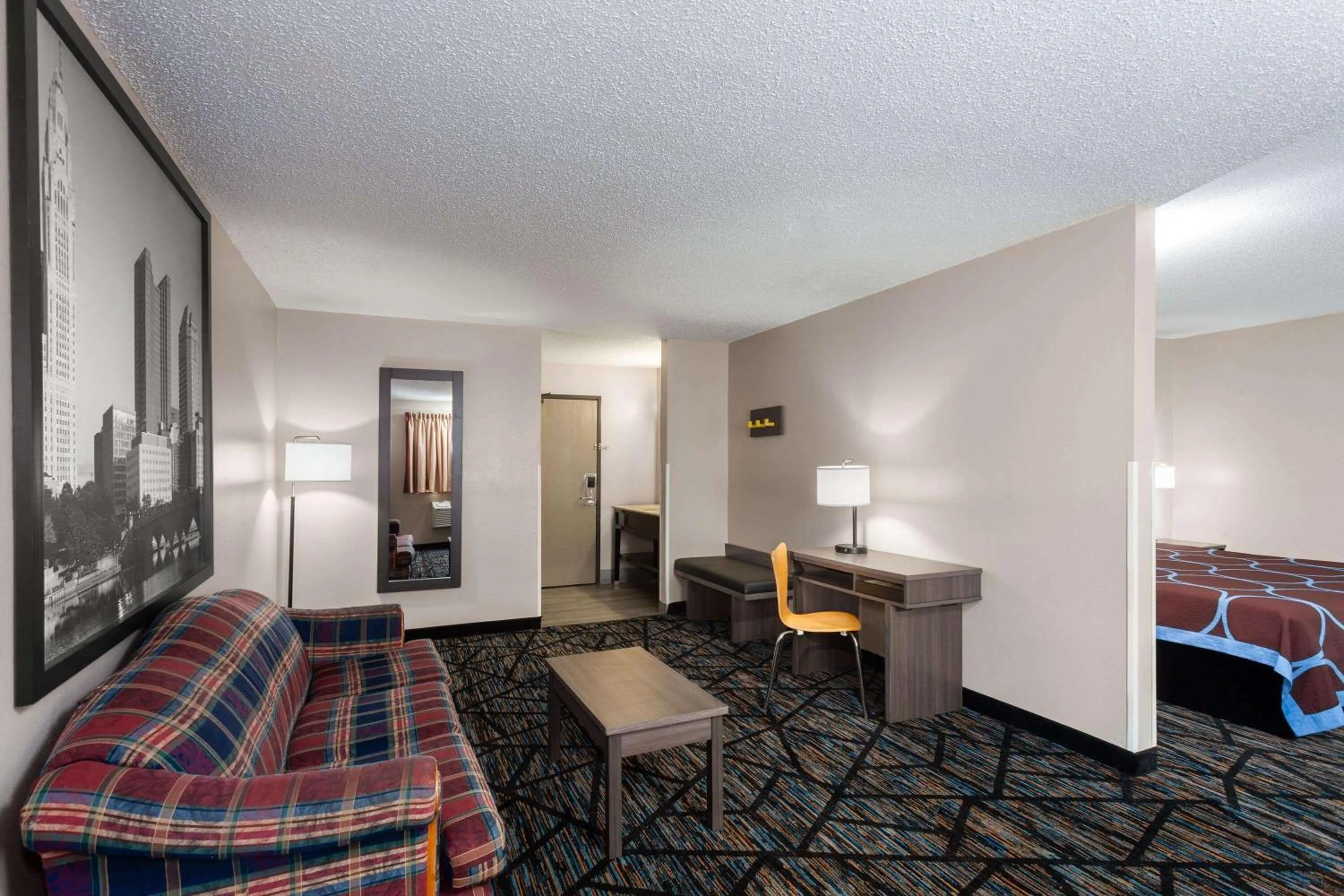 King Studio Suite - Non-Smoking in Super 8 by Wyndham Mt. Vernon