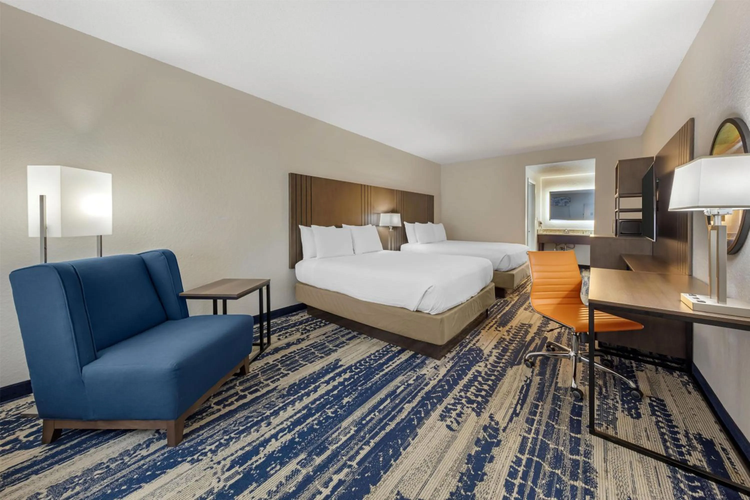 Queen Room with Two Queen Beds - Disability Access in Best Western of Clewiston