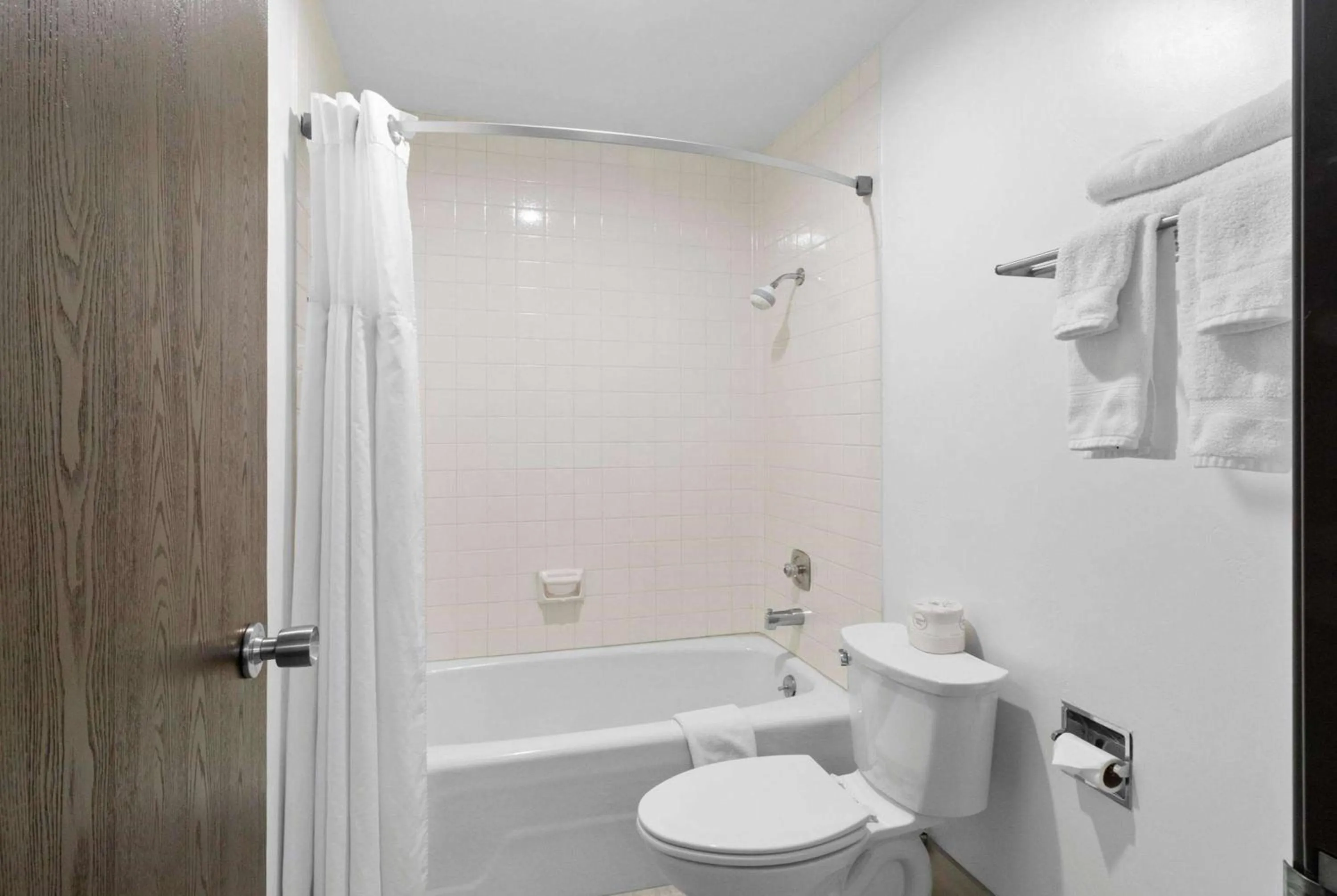 1 Full Bed, Non-Smoking in Ramada by Wyndham Richfield UT I-70