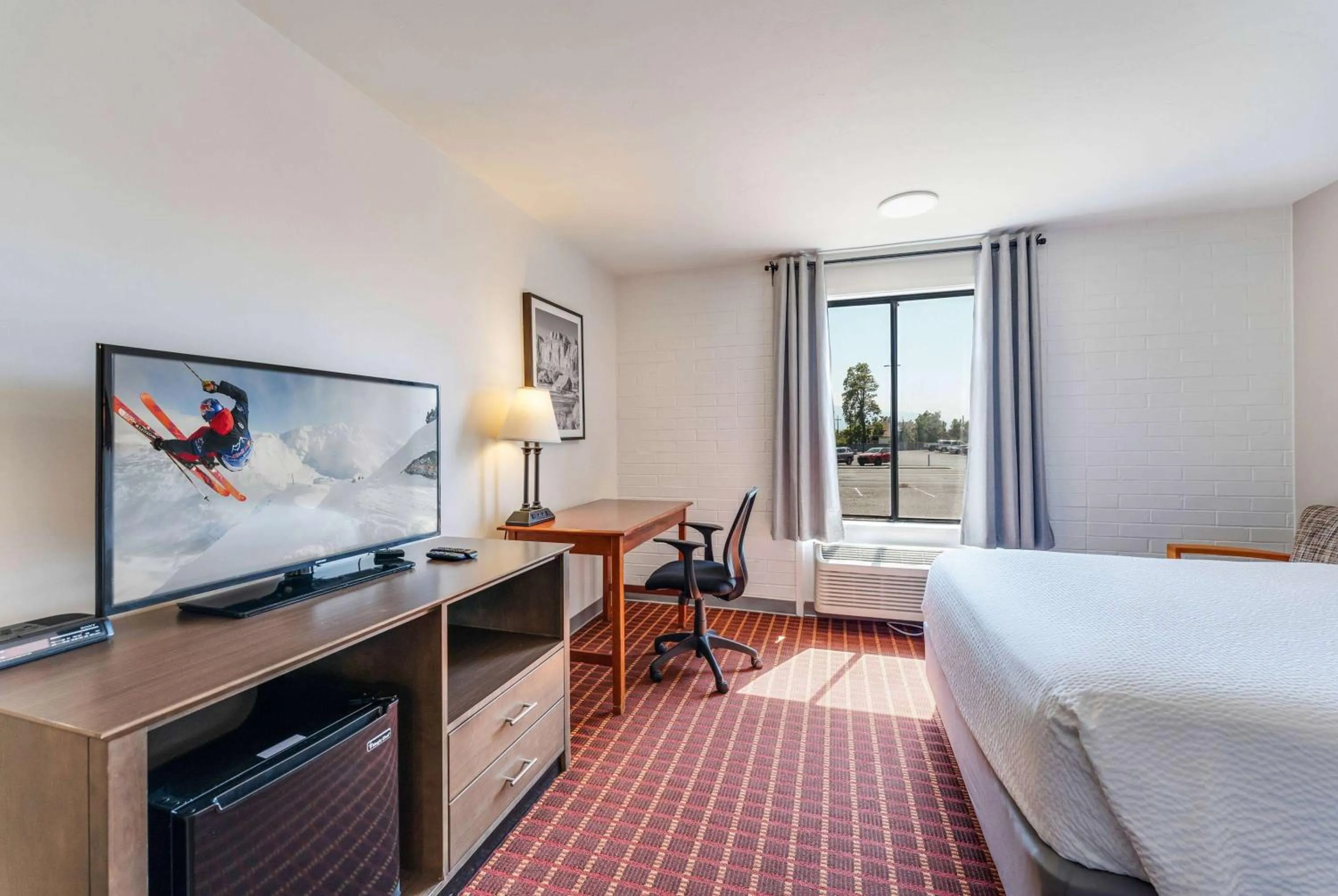 King Room - Mobility Access/Non-Smoking in Ramada by Wyndham Richfield UT I-70