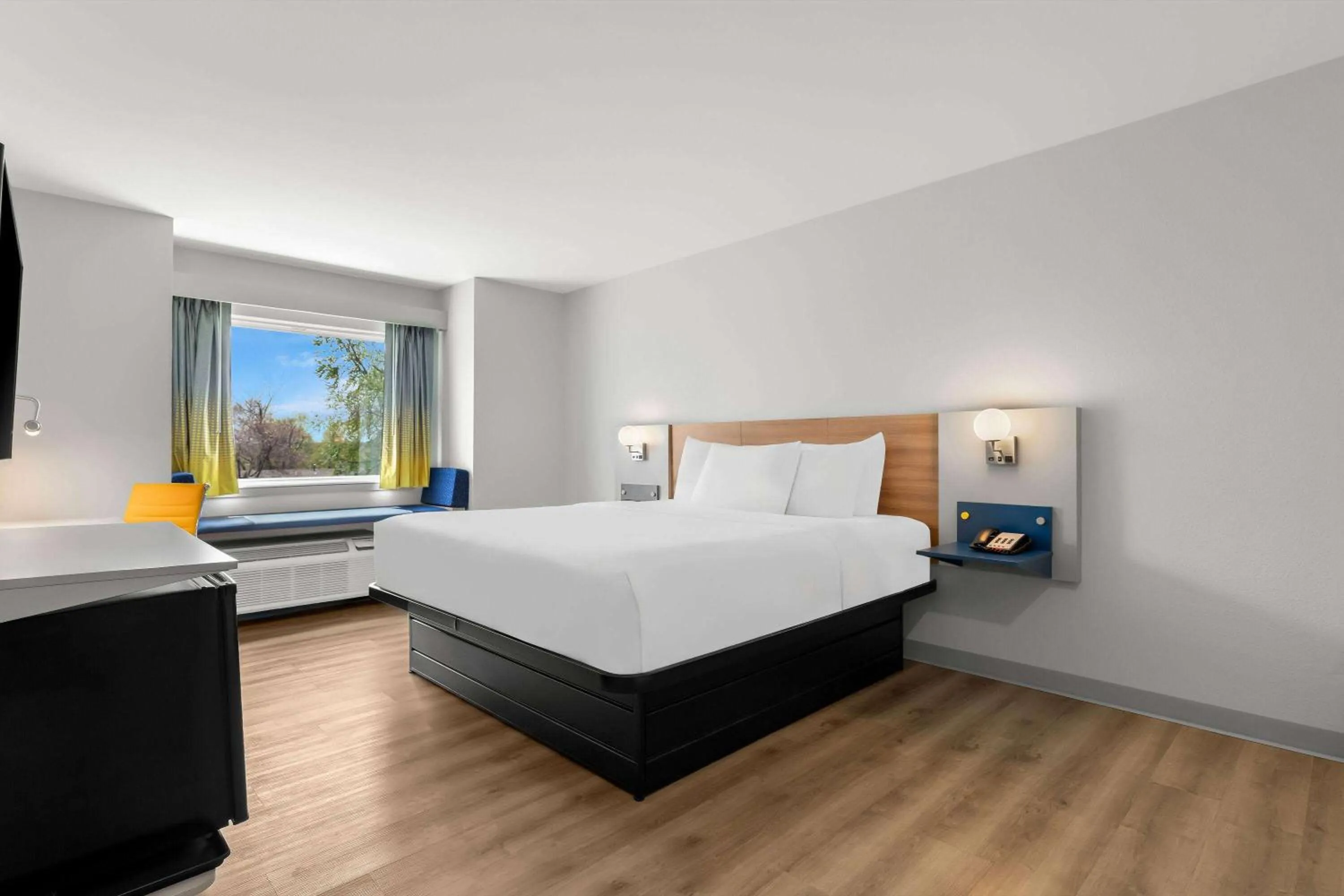 King Room - Non-Smoking in Microtel Inn & Suites by Wyndham Tulsa - Catoosa Route 66