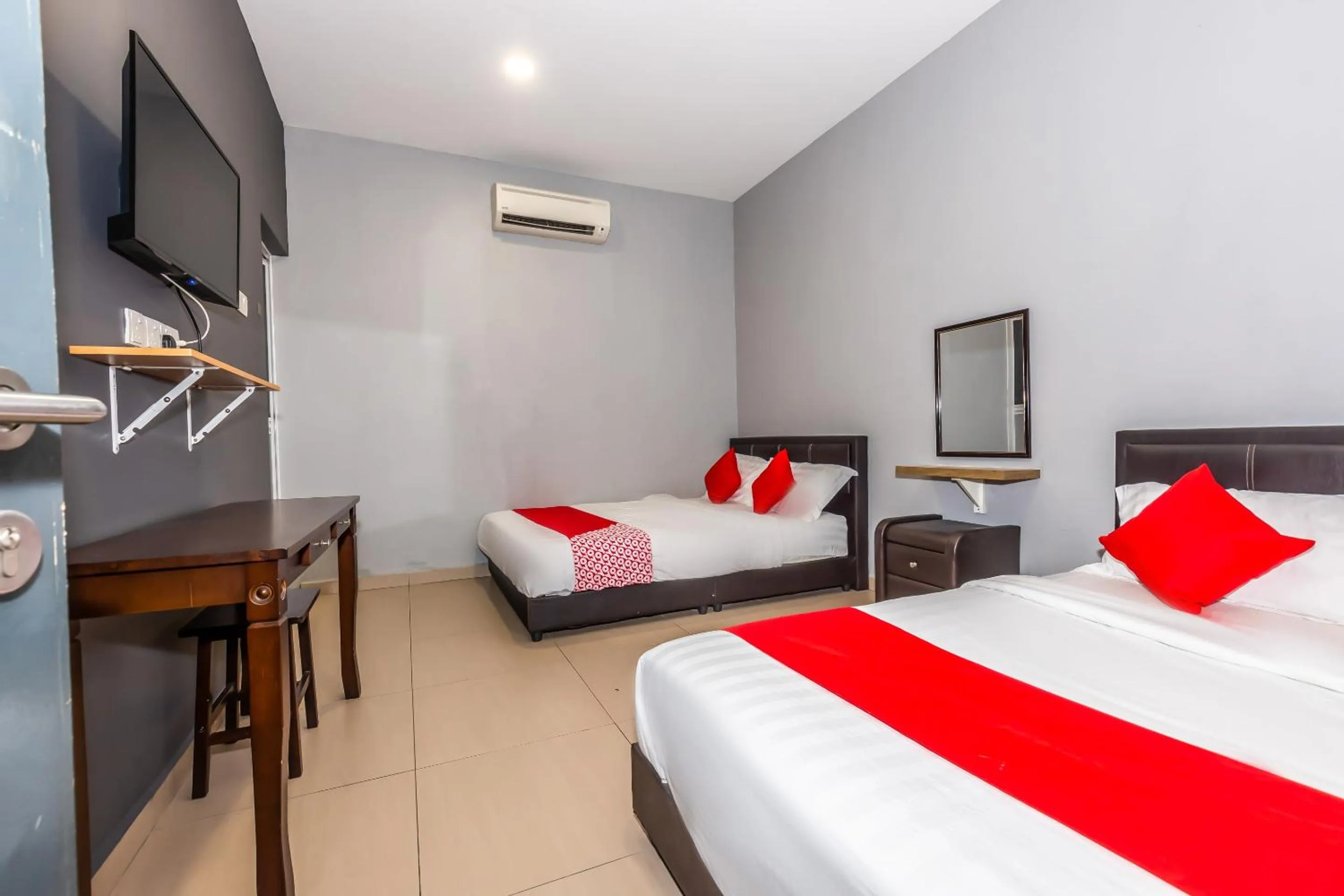 Family Suite in OYO 1185 Ho Hotel