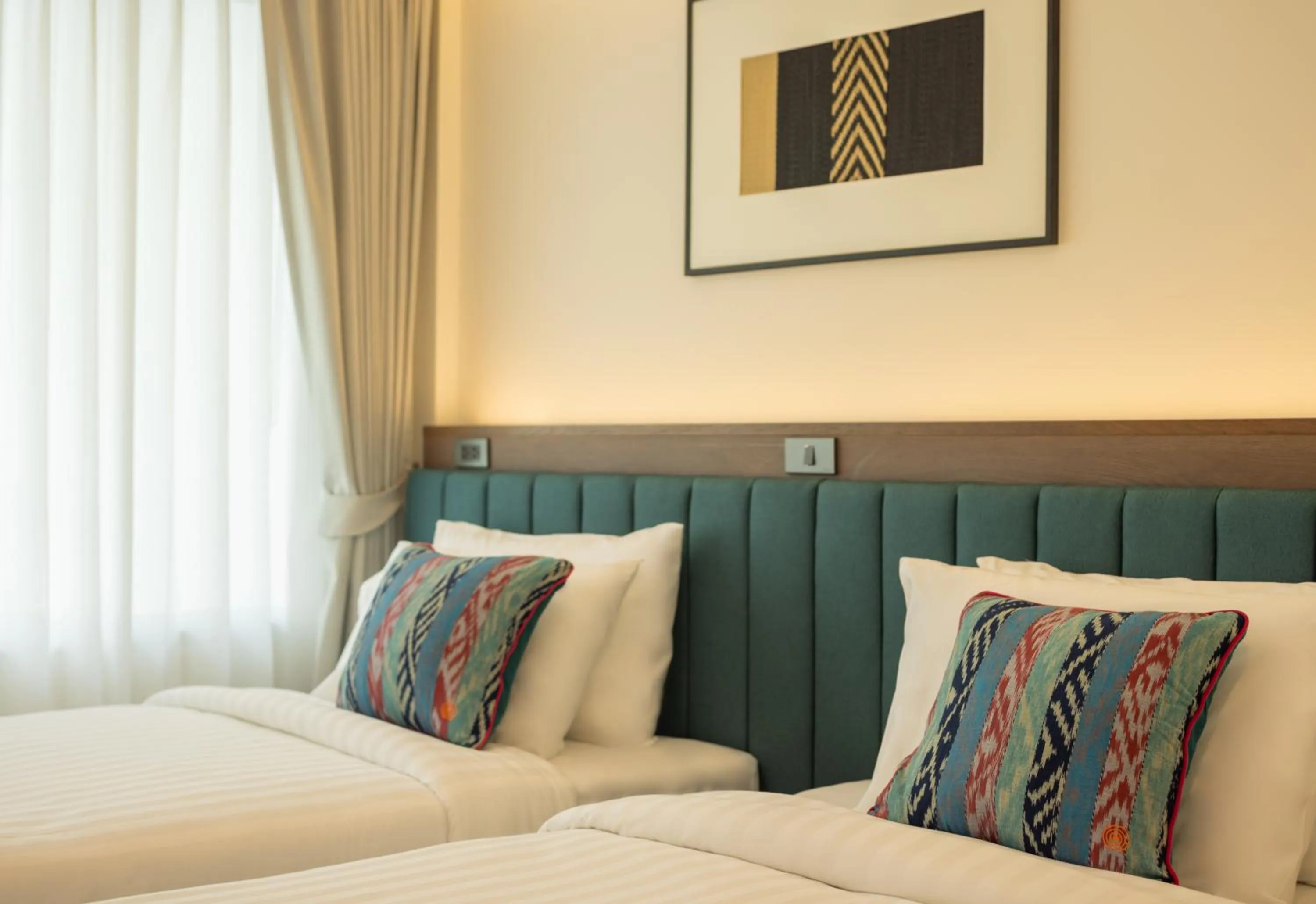 Superior Twin Room with City View in SOVA Hotel Bangkok