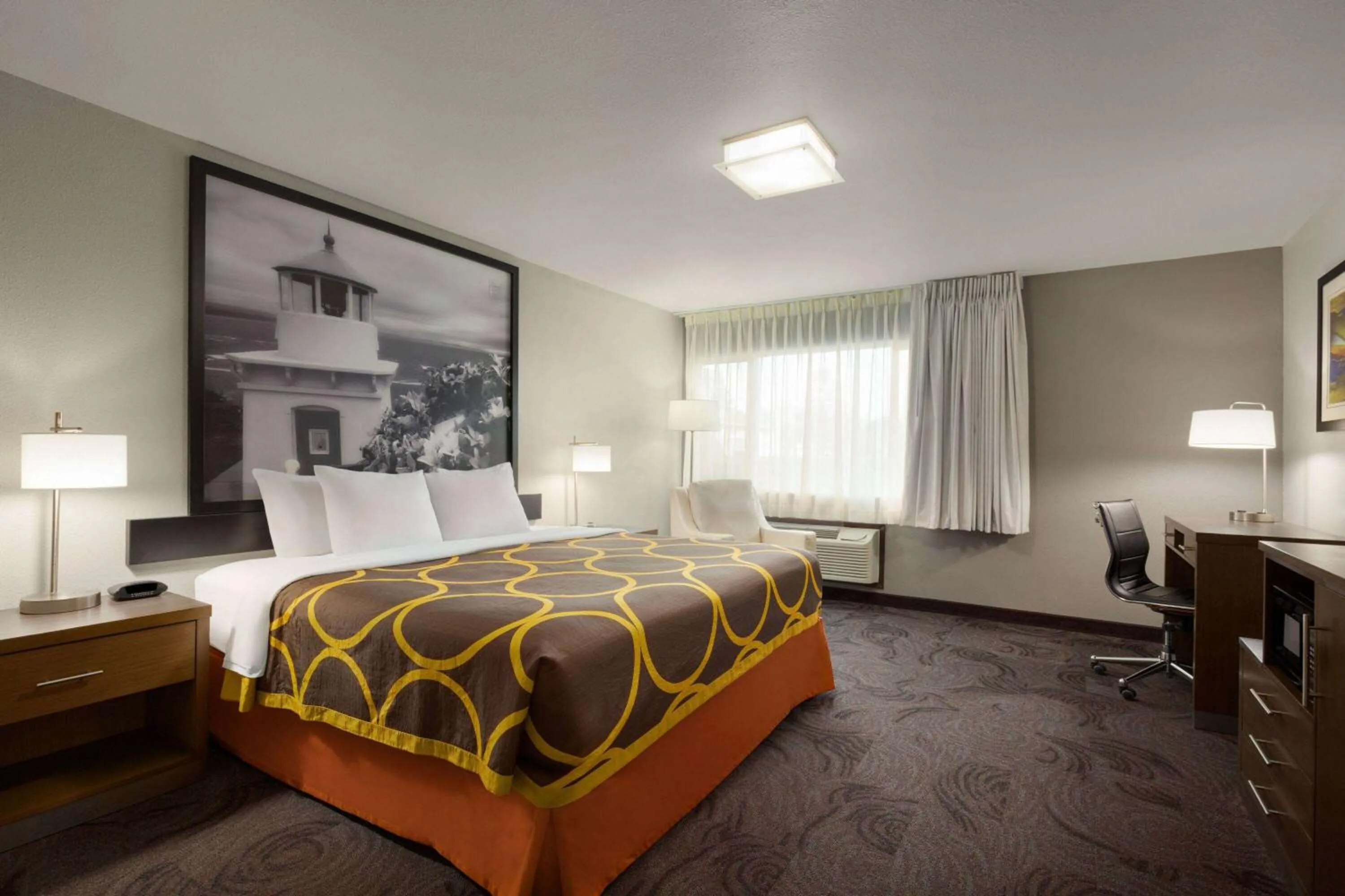 King Room - Non-Smoking in Super 8 by Wyndham Eureka