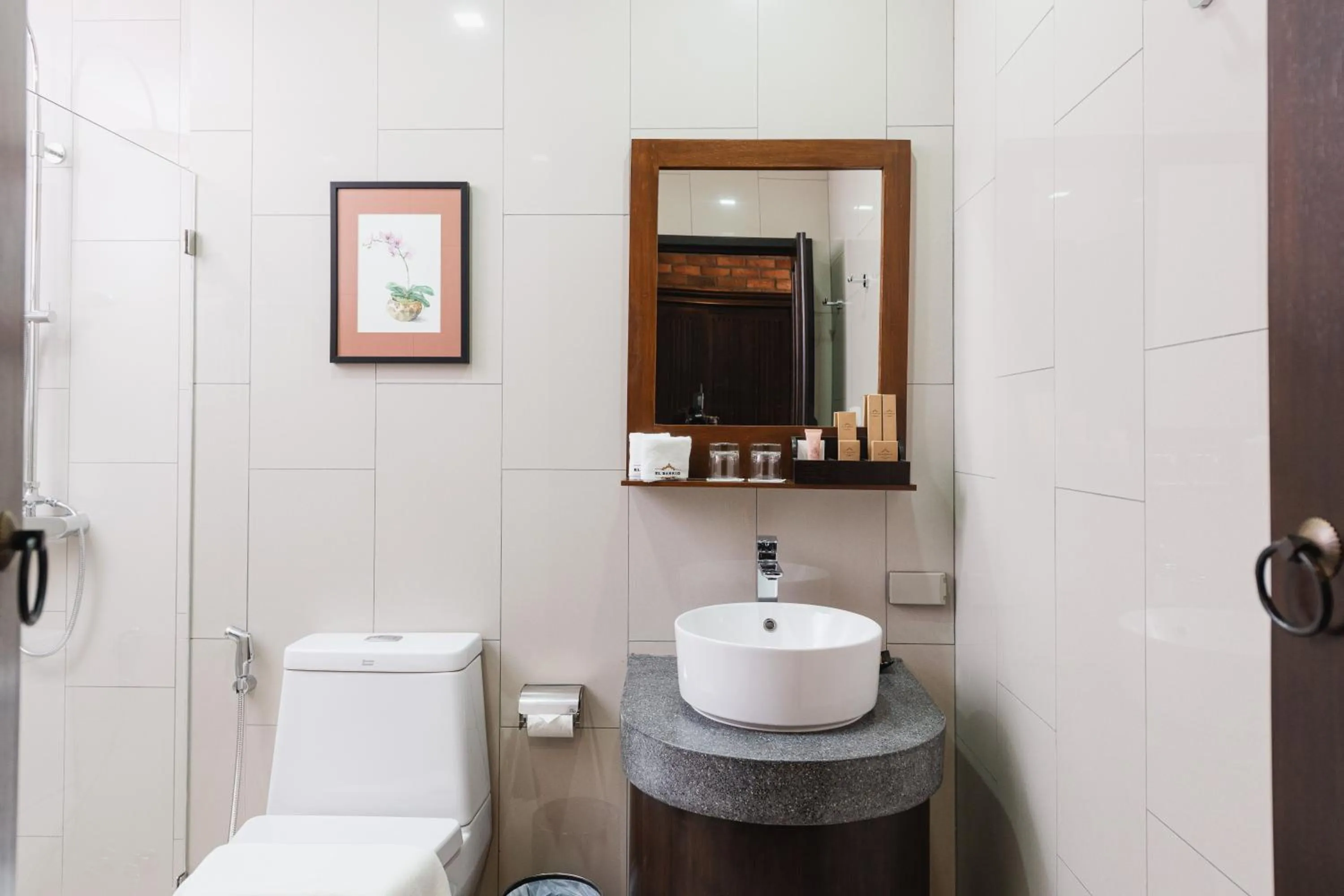 Lanna Standard Double Room in El Barrio Lanna