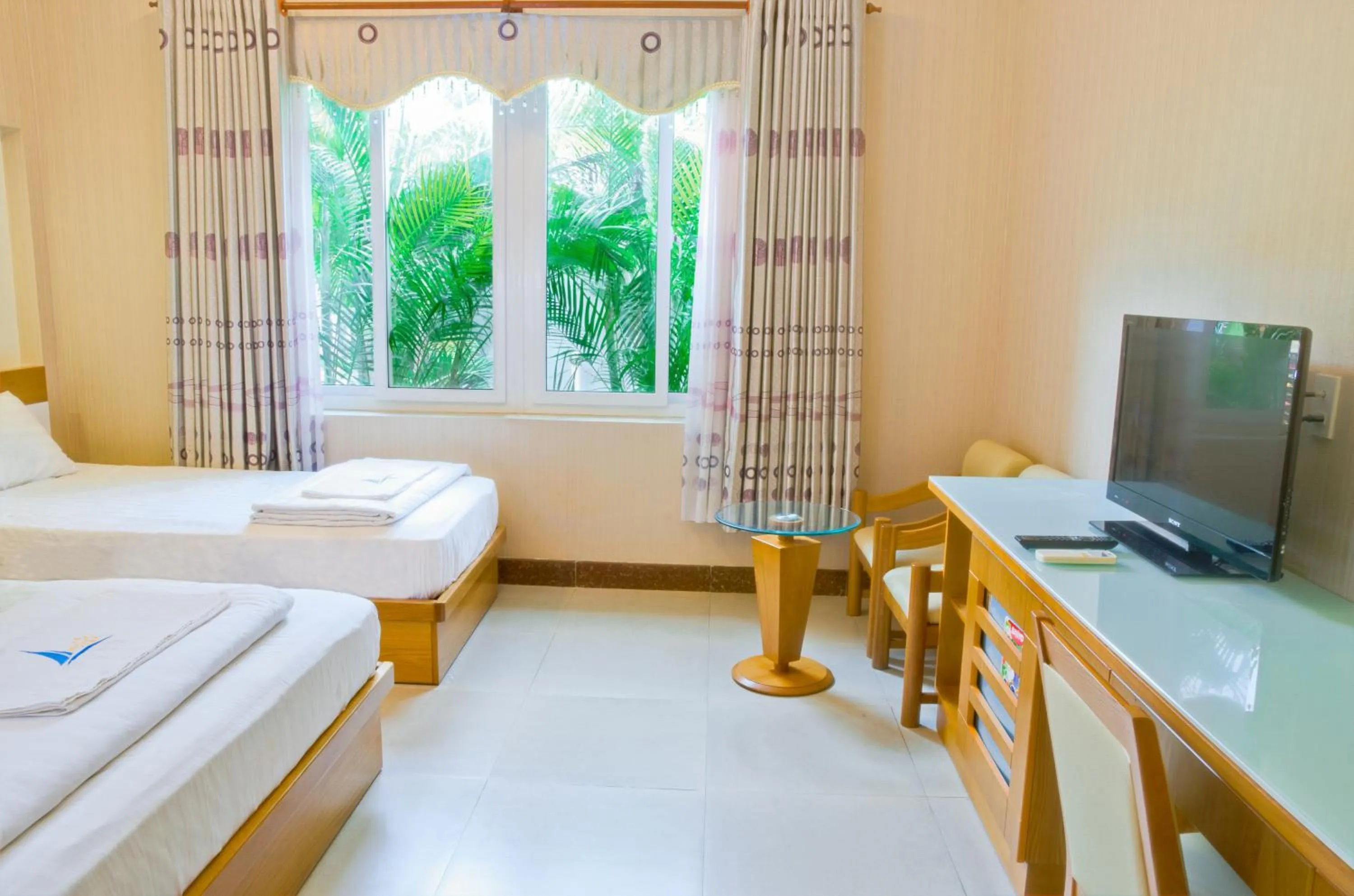 Deluxe Triple Room in Mui Tau Hotel Phan Ri Cua