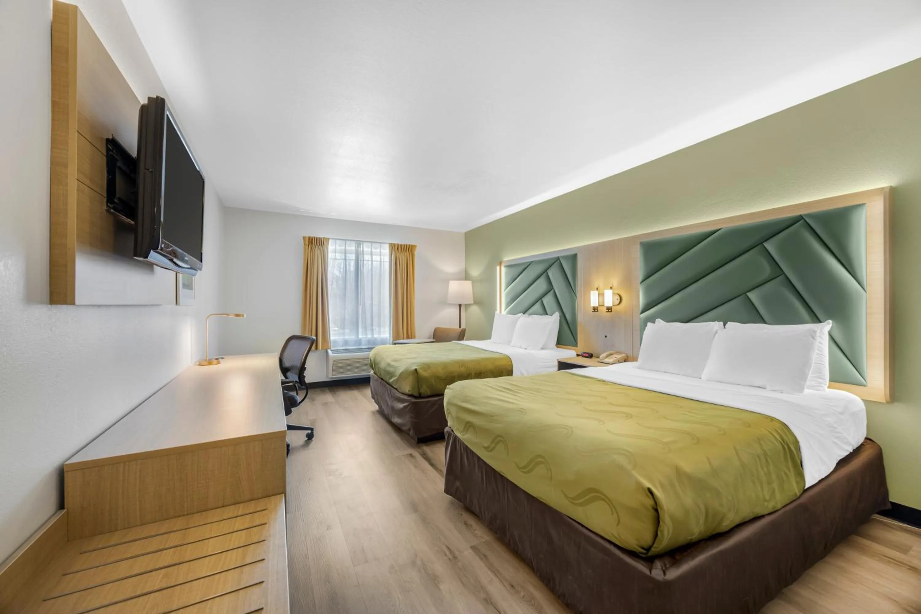 Queen Room with Two Queen Beds - Accessible/Non Smoking in Quality Inn & Suites Monterey I-40