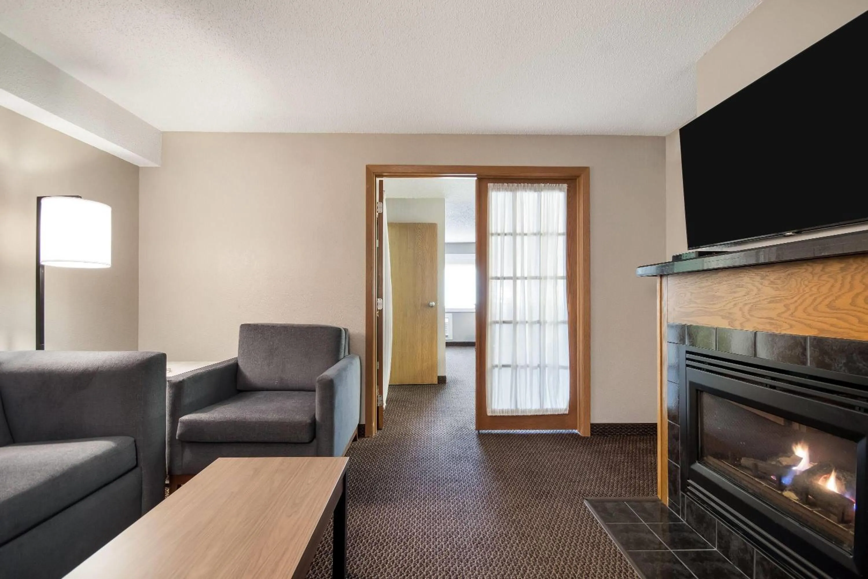 Superior One Bedroom King Suite - Non-Smoking in AmericInn by Wyndham St. Peter