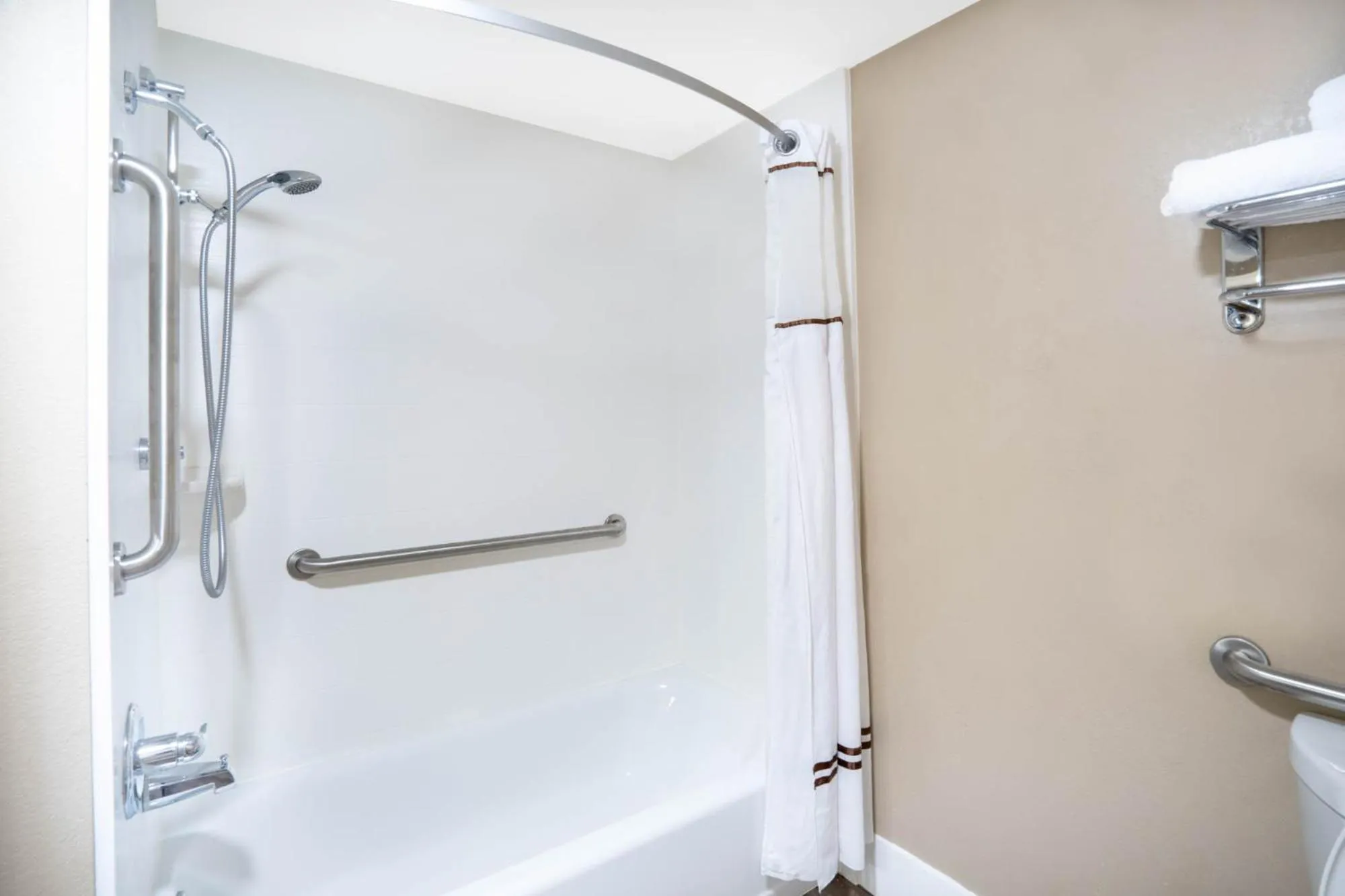 King Room with Kitchenette - Non-Smoking in Super 8 by Wyndham Murfreesboro