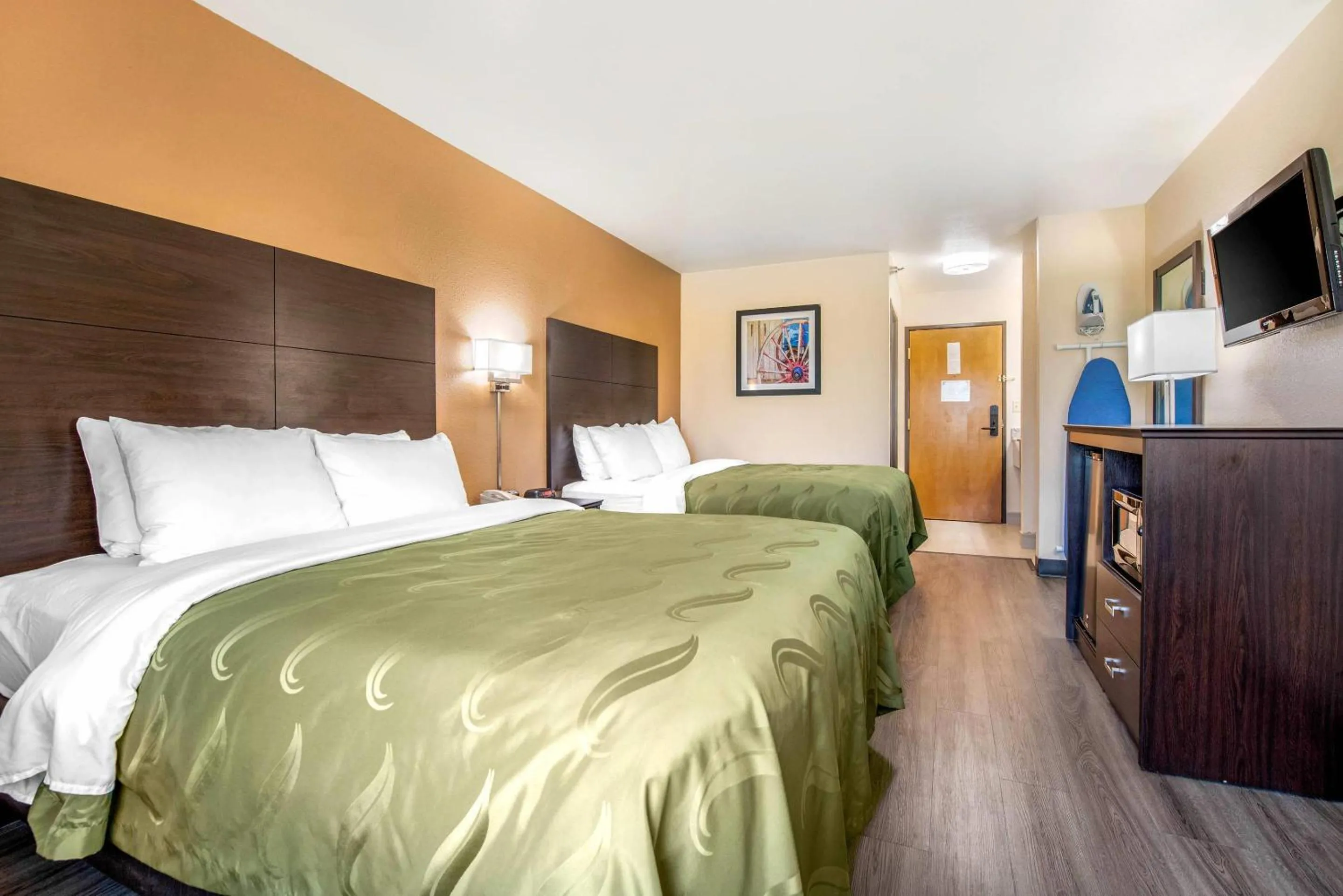 Queen Room with Two Queen Beds - Non-Smoking in Quality Inn & Suites Brandenburg - Fort Knox