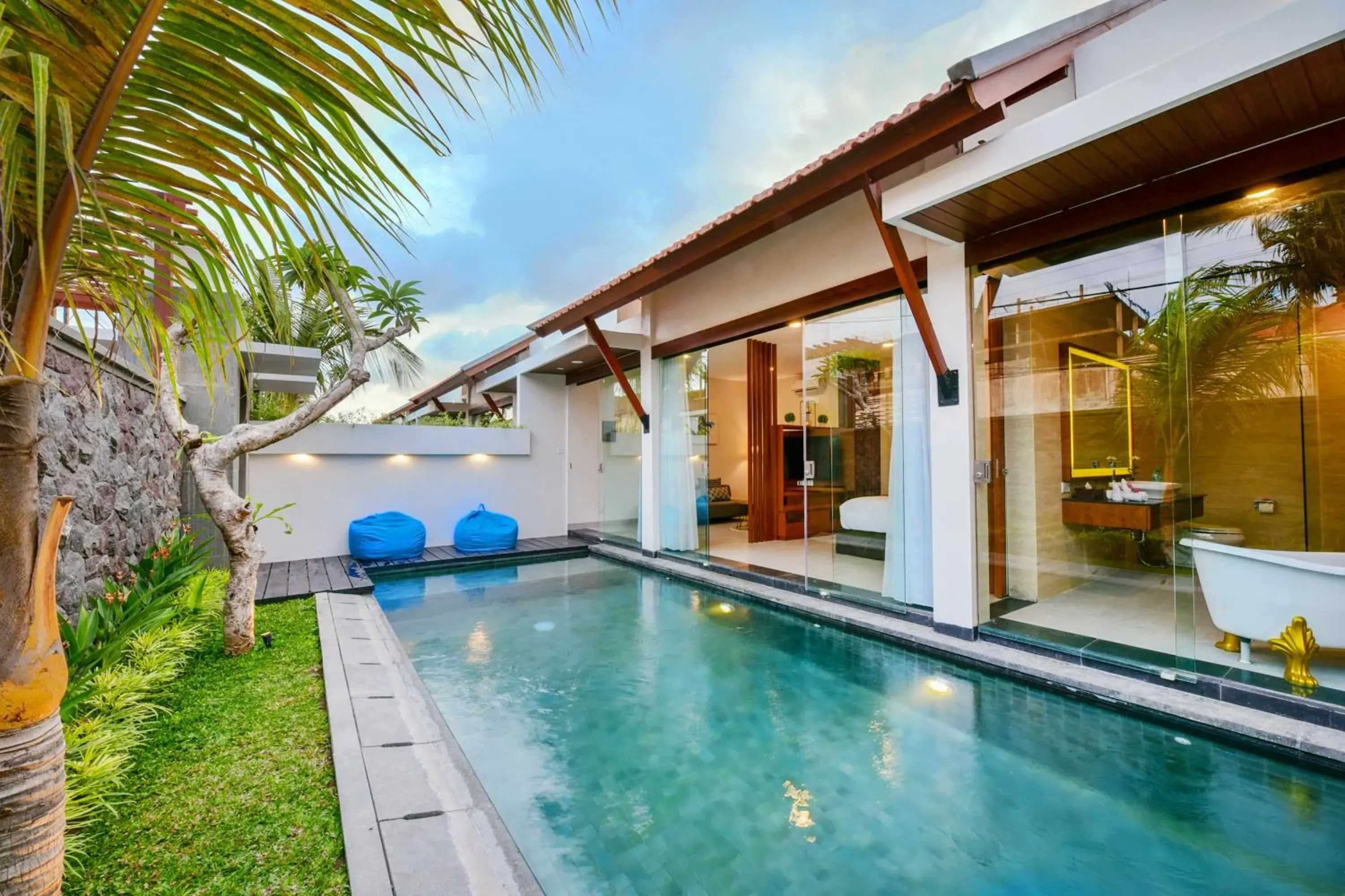 Del Cielo Villa Seminyak Del Cielo Villa Seminyak